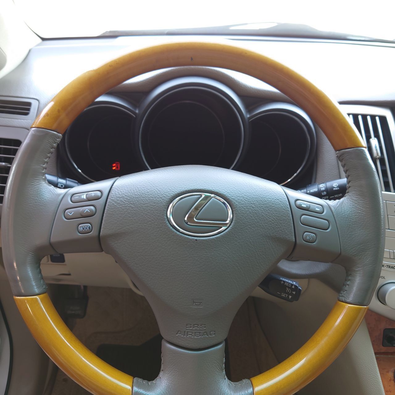 Lexus RX-330 2006