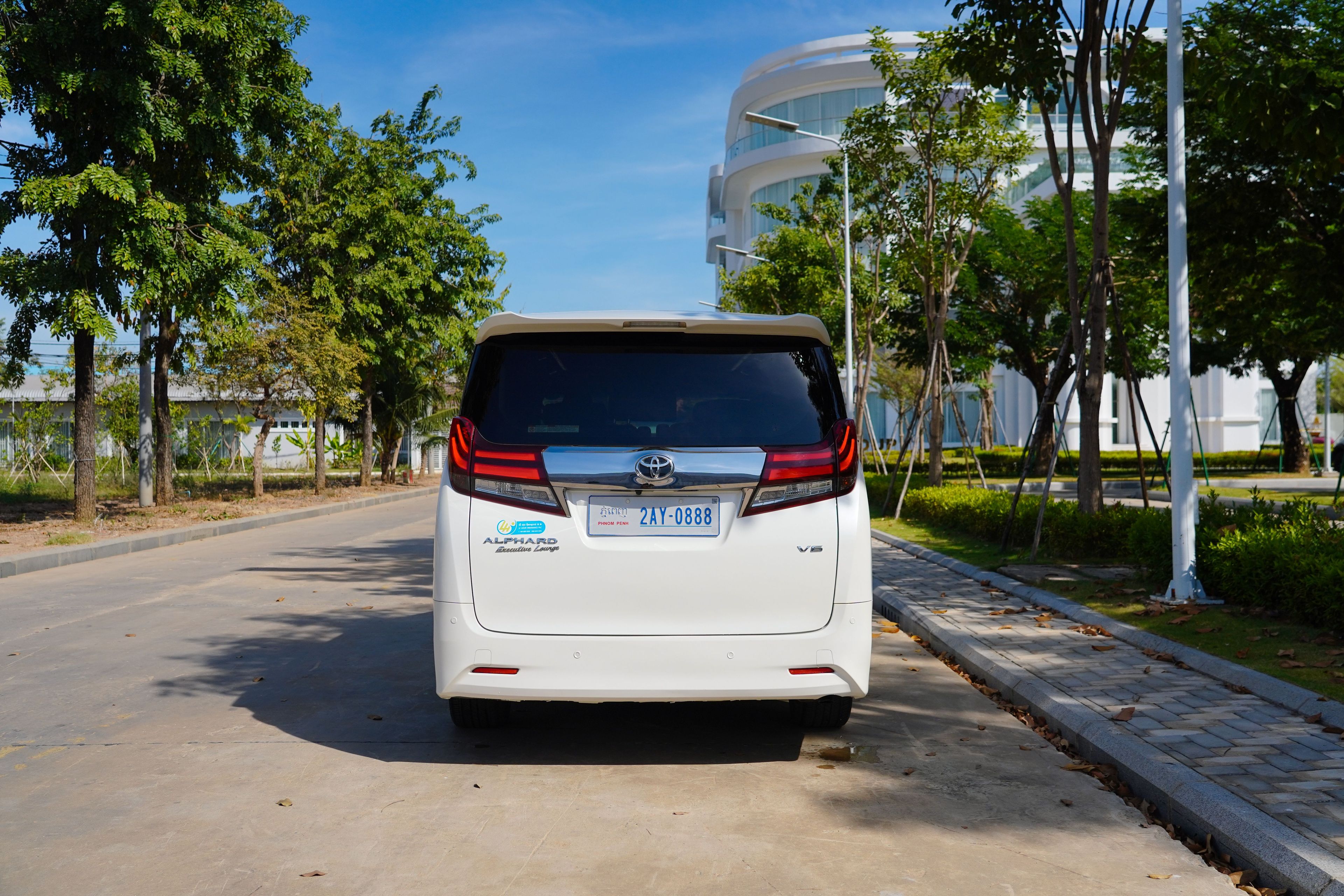 Toyota Alphard 2016