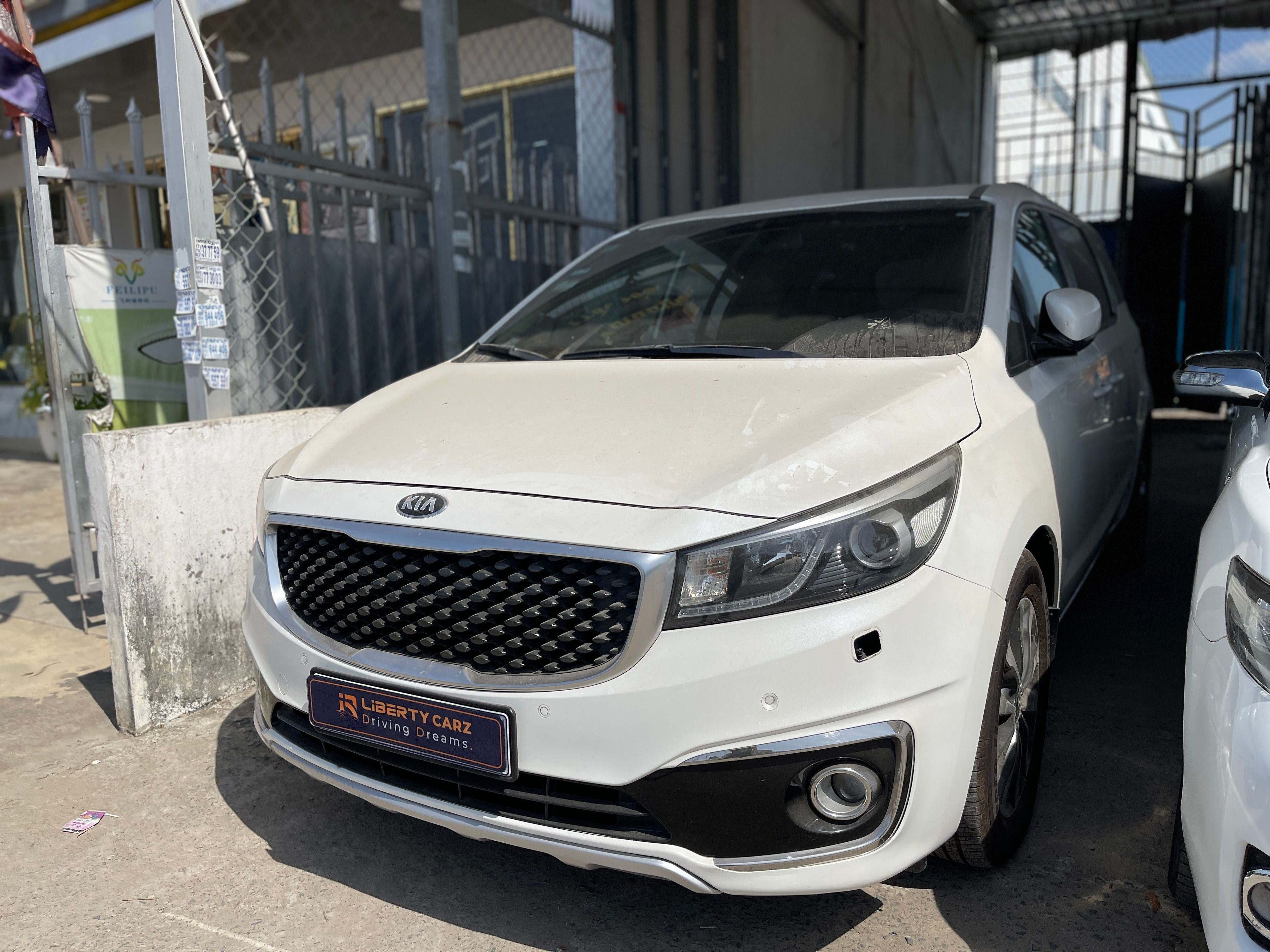 Kia GRANDCARNIVAL 2015