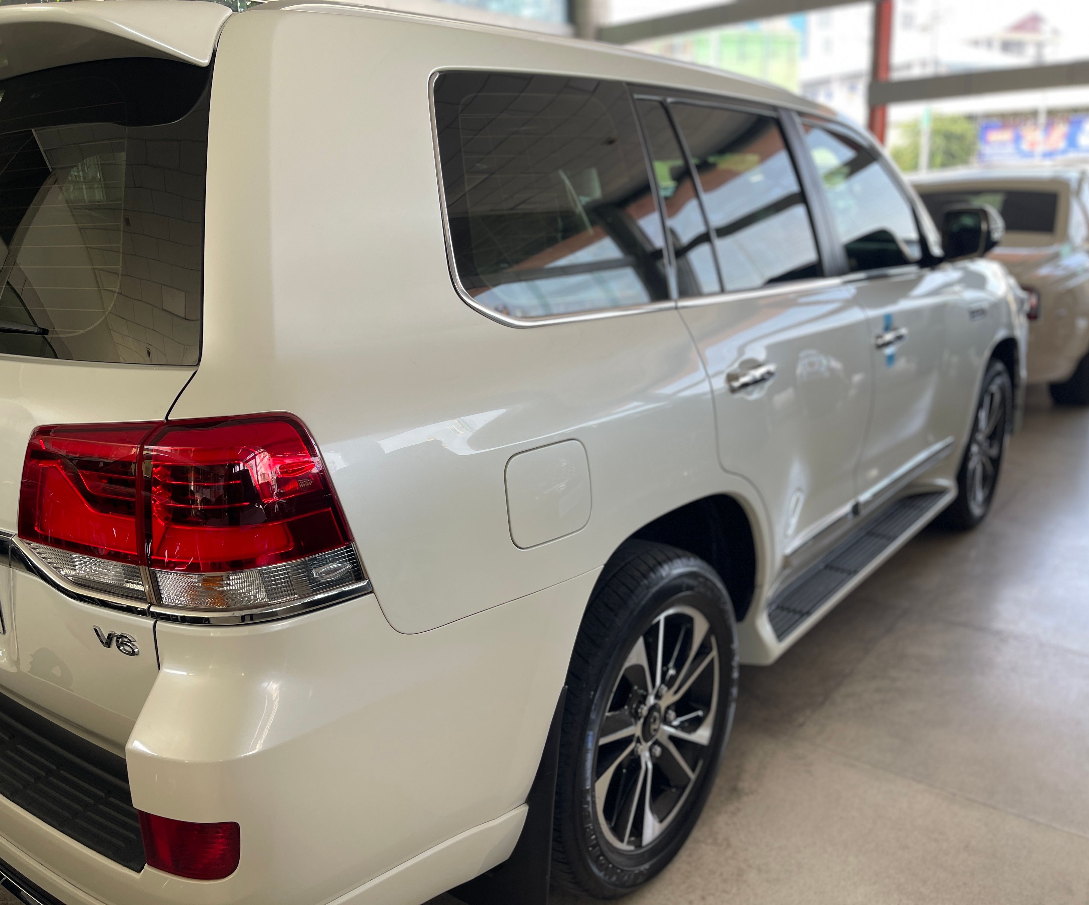 តូយ៉ូតា Land Cruiser GXR 2016