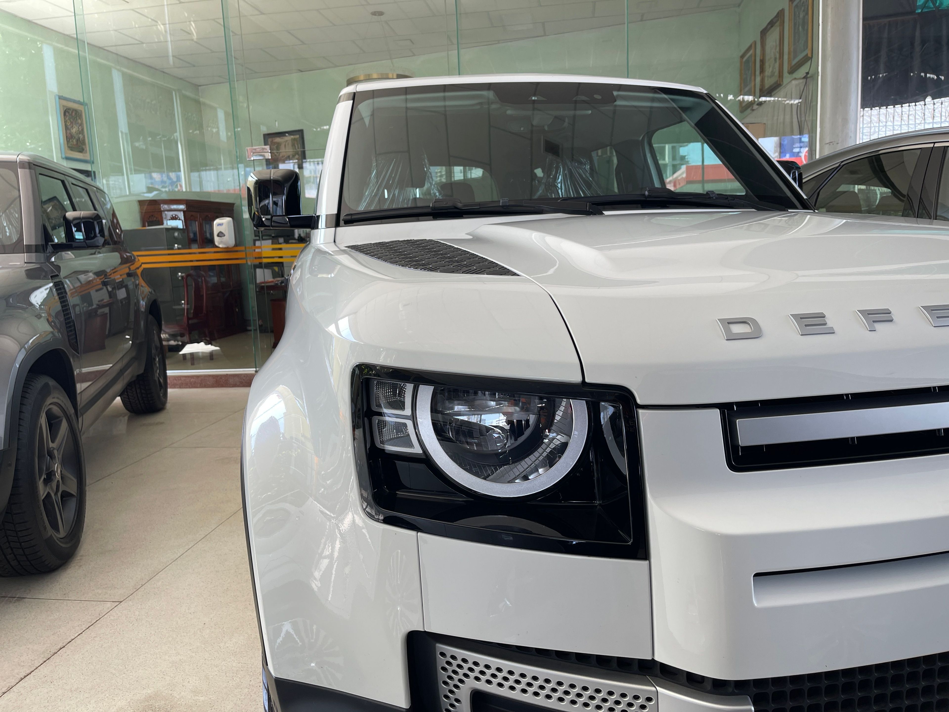 Land Rover Defender 2020