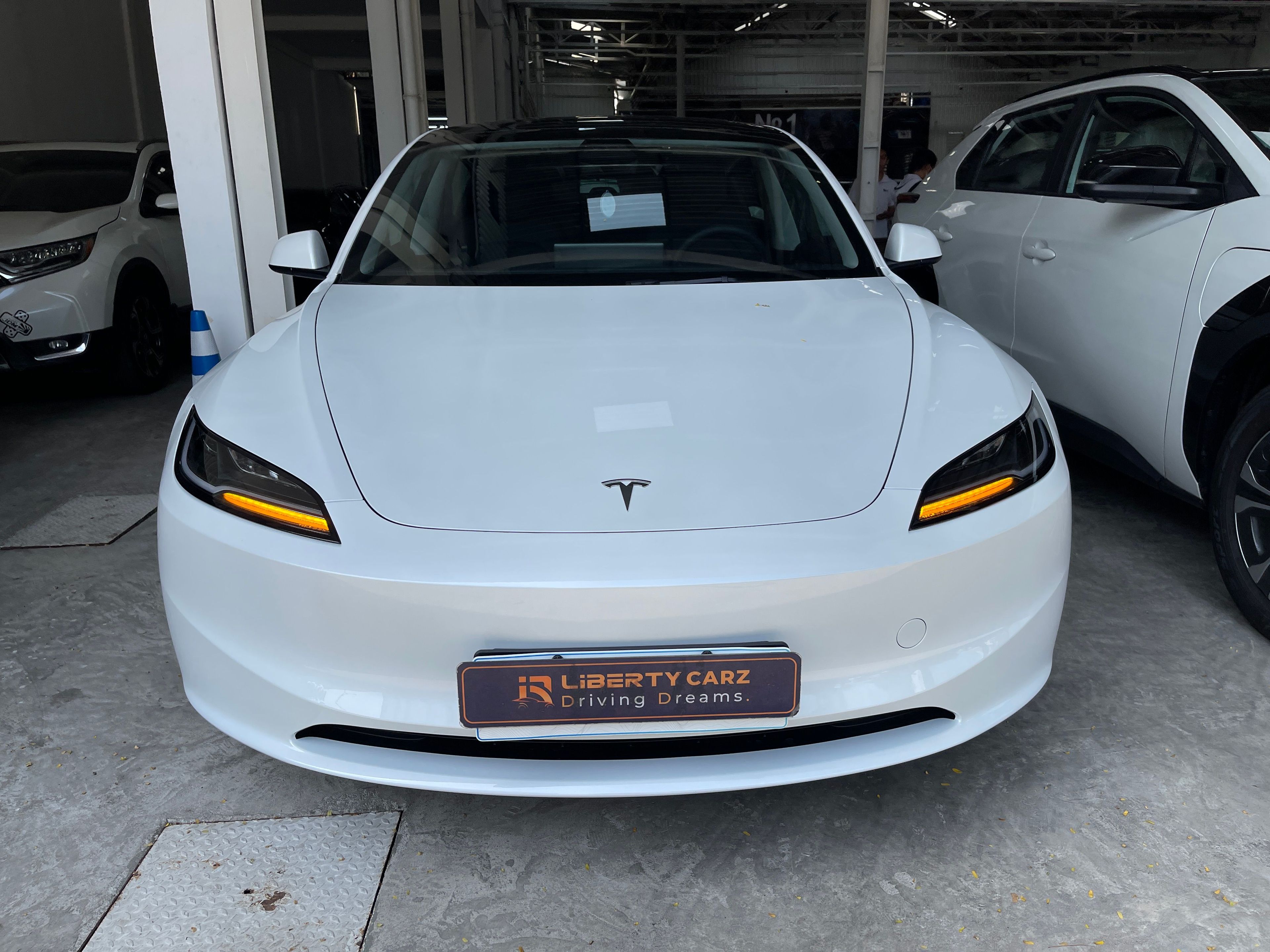 Tesla Model 3 2024