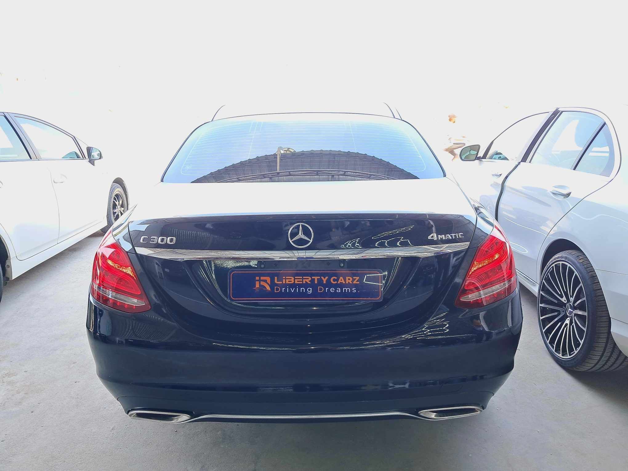 Mercedes-Benz C300 2015