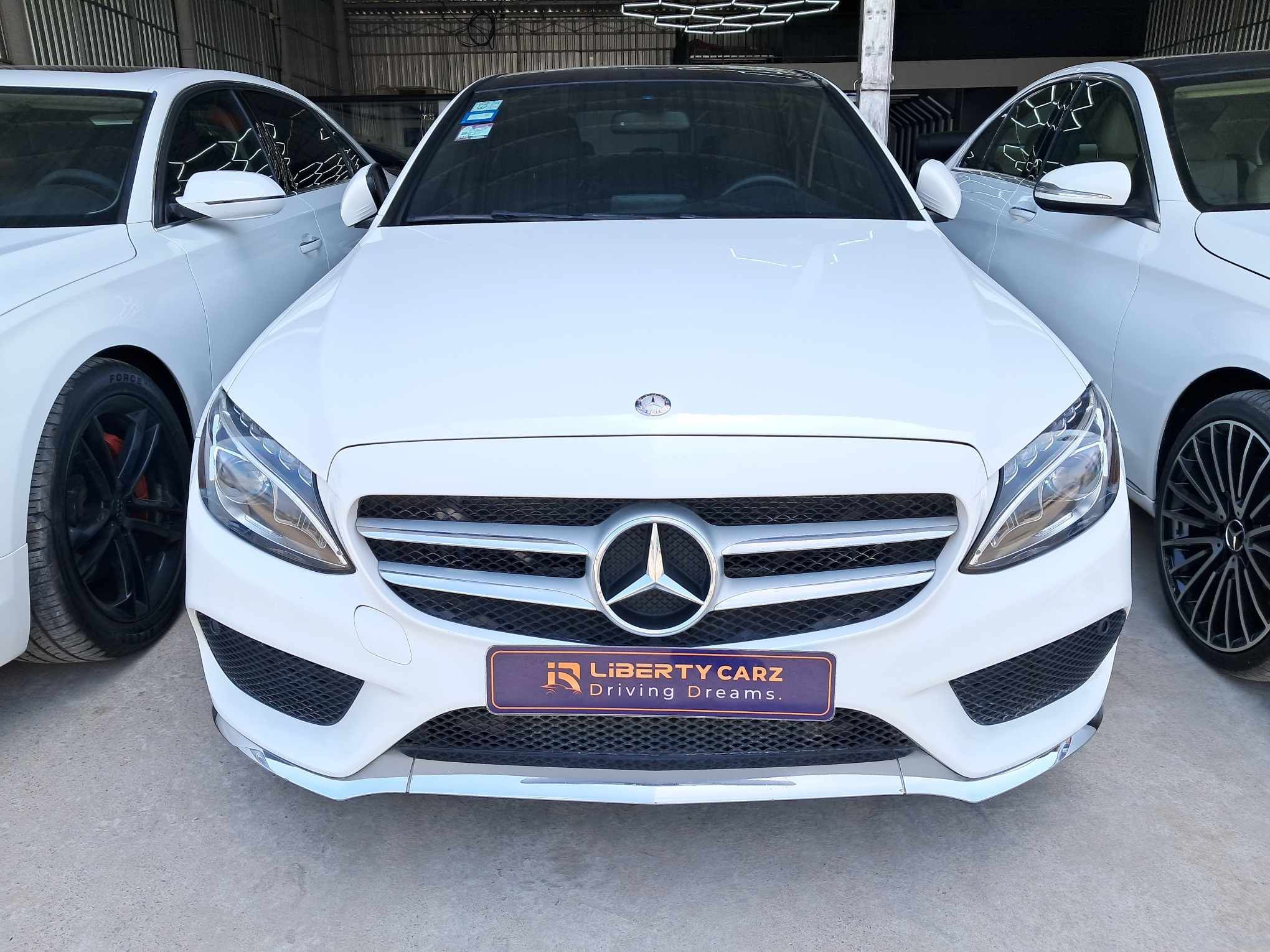 Mercedes-Benz C300 2015