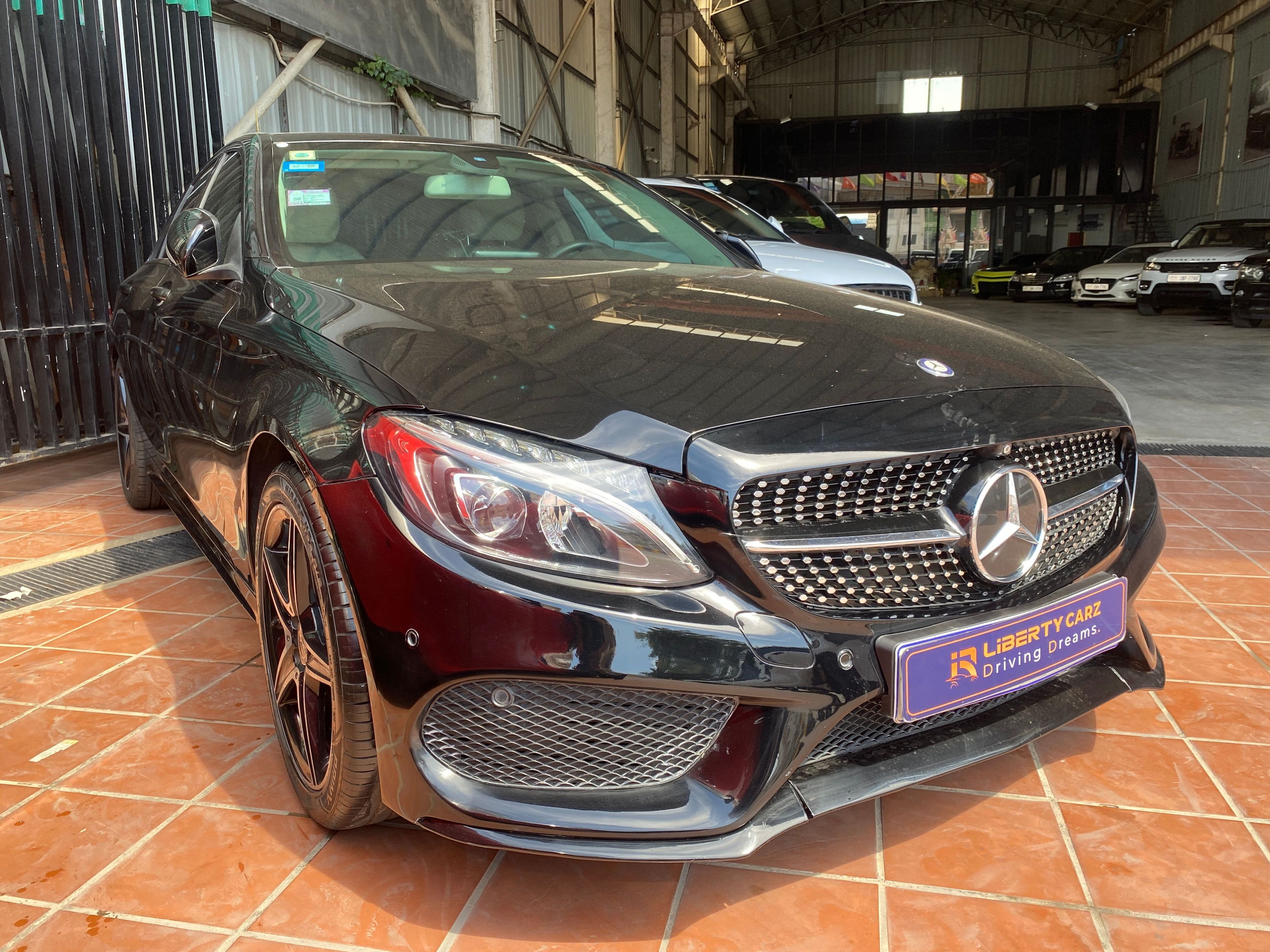 Mercedes-Benz C180K 2015