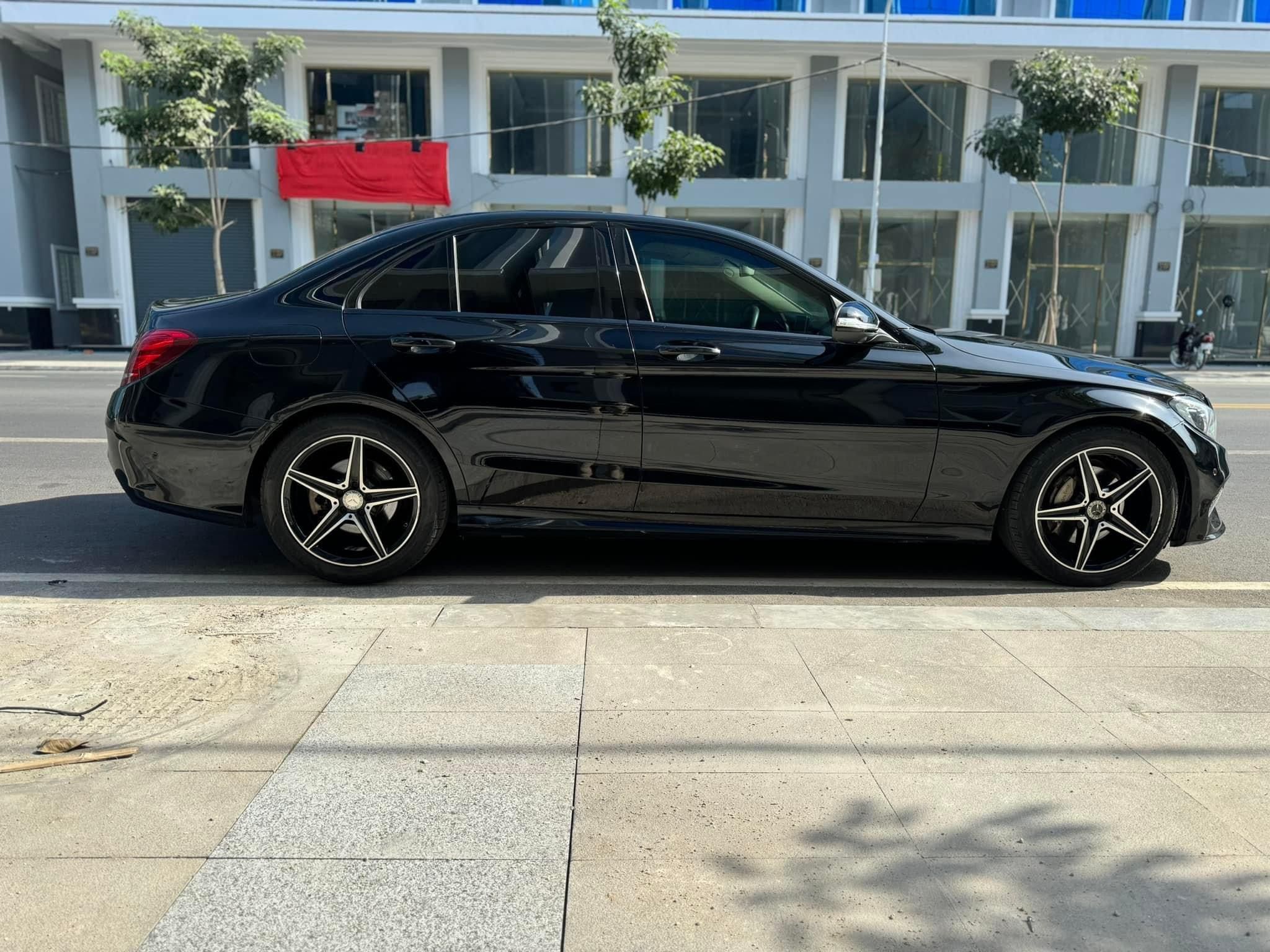 Mercedes-Benz C180K 2015