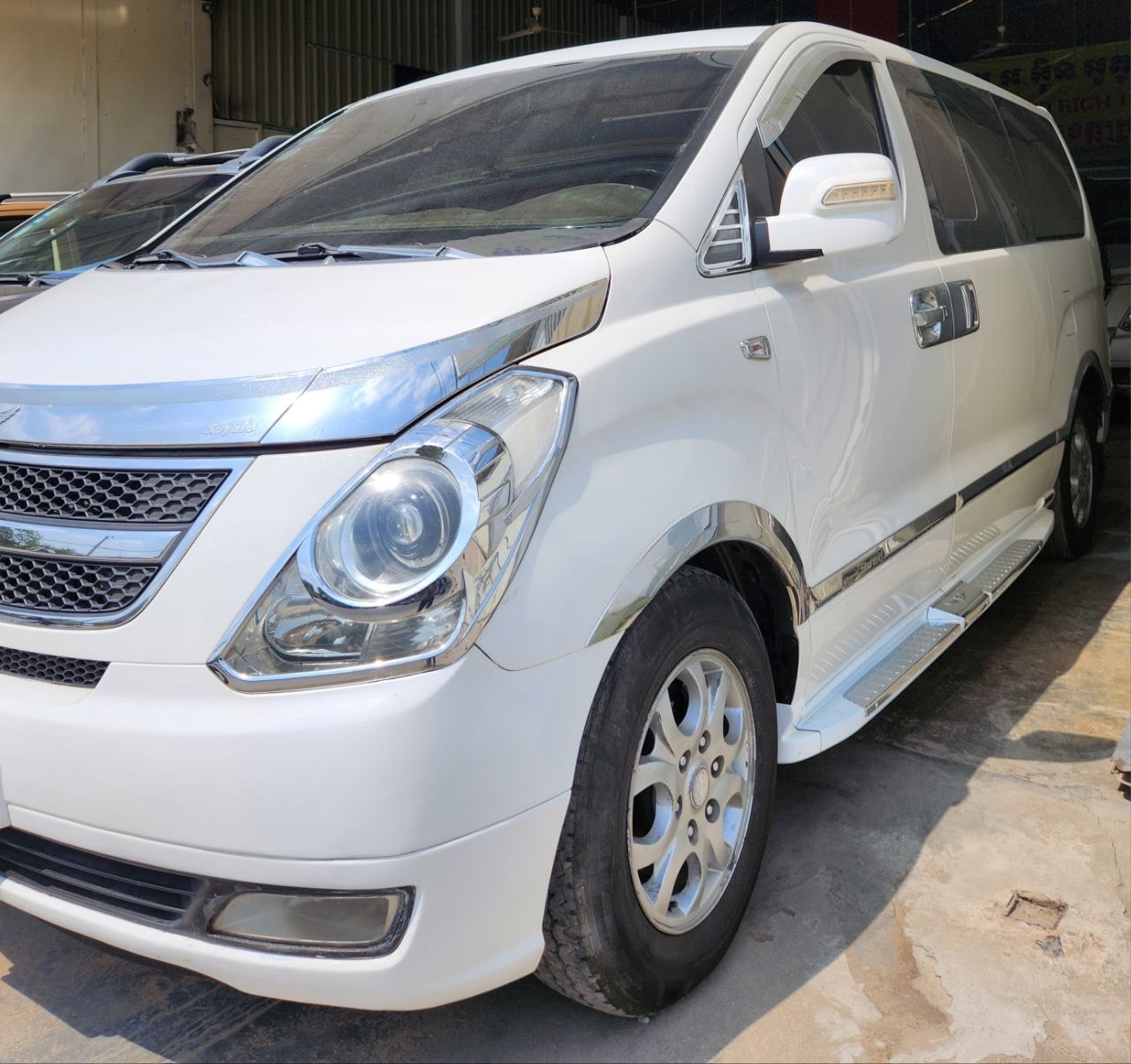 Hyundai Grand Starex 2008