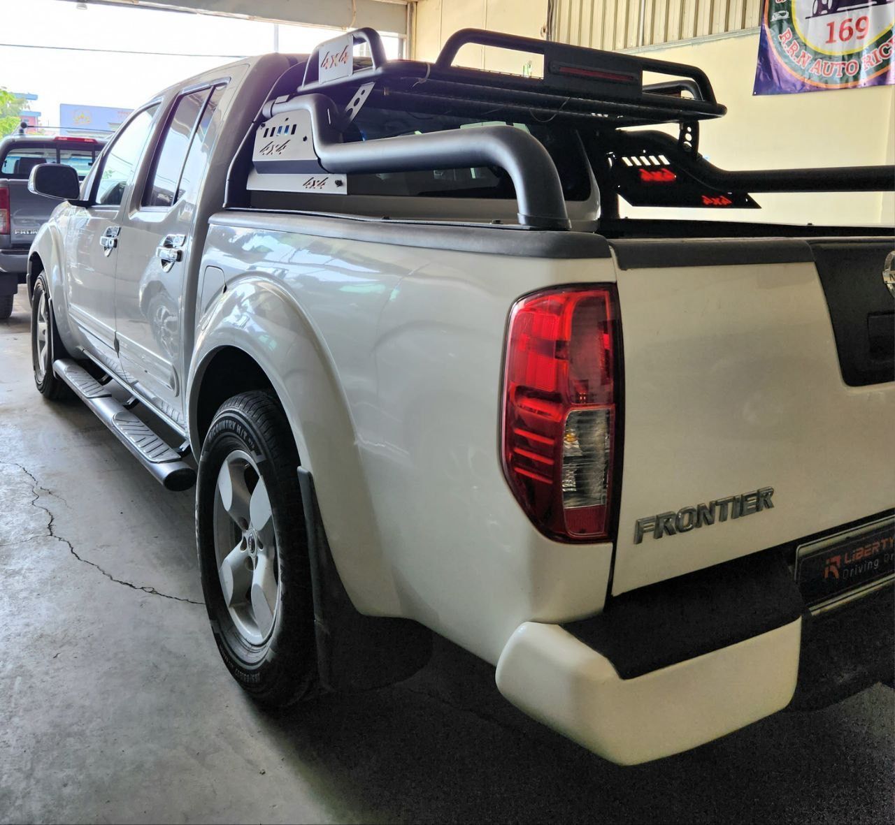 Nissan Frontier 2006