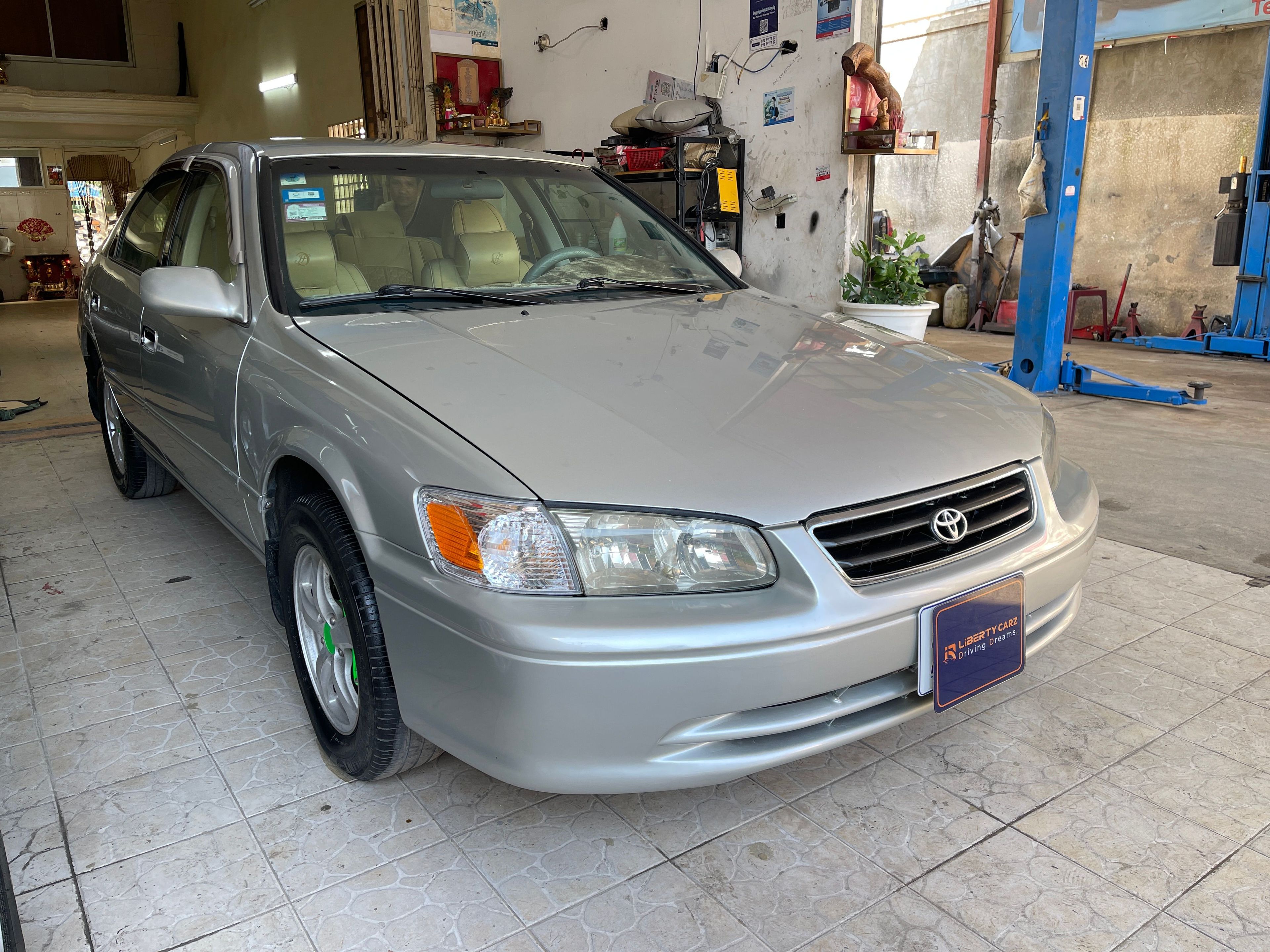 丰田 Camry Le 2000