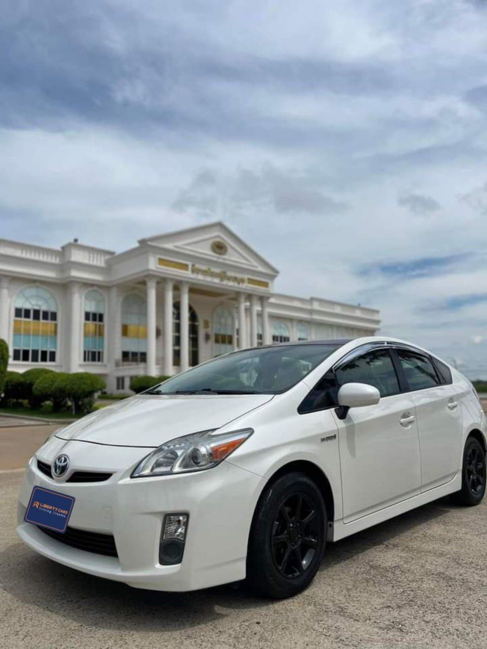 តូយ៉ូតា Prius 2011