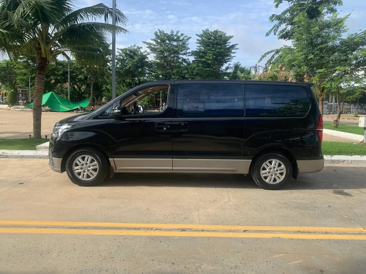 Hyundai H1 2019