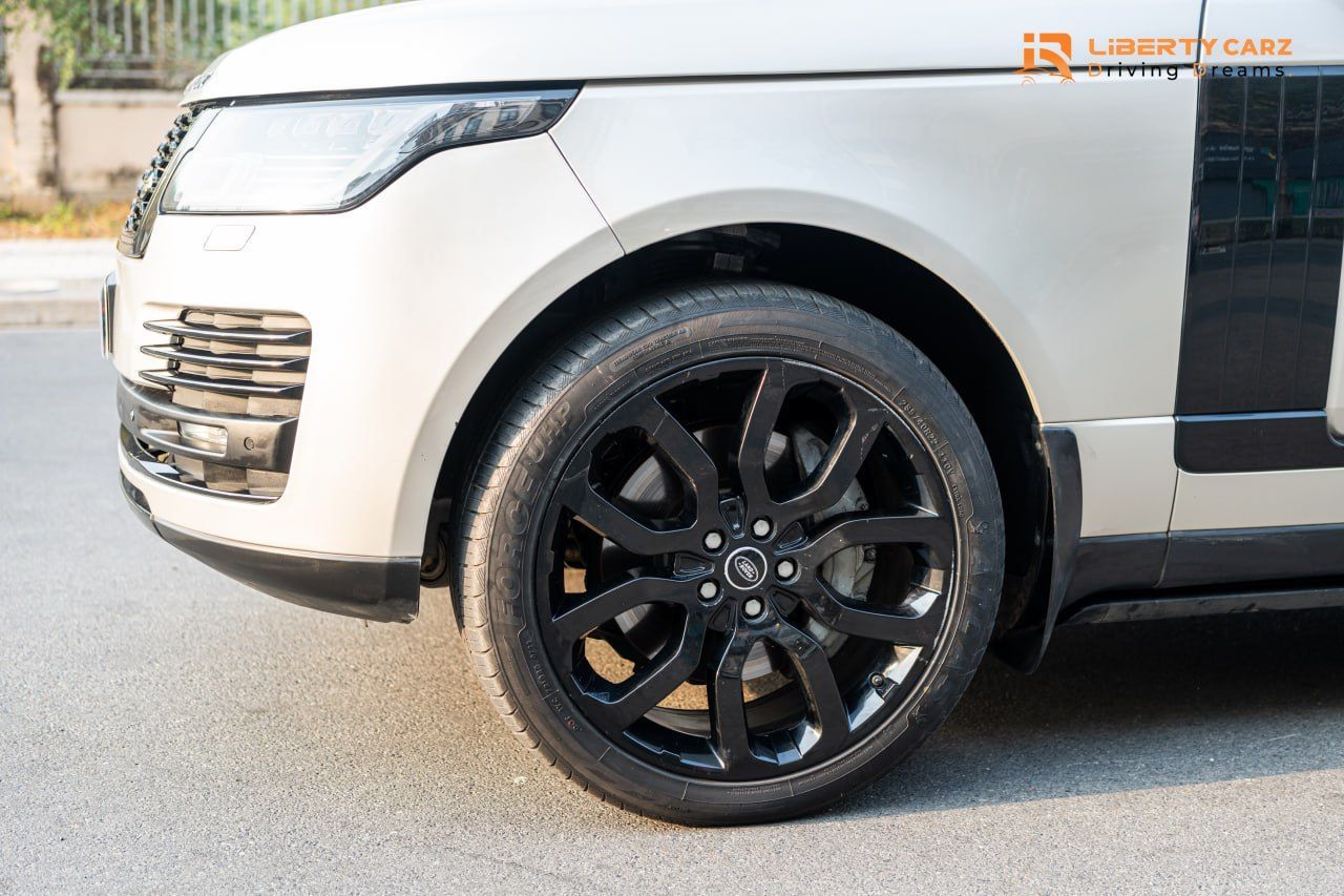 Land Rover RangeRover Voque 2013