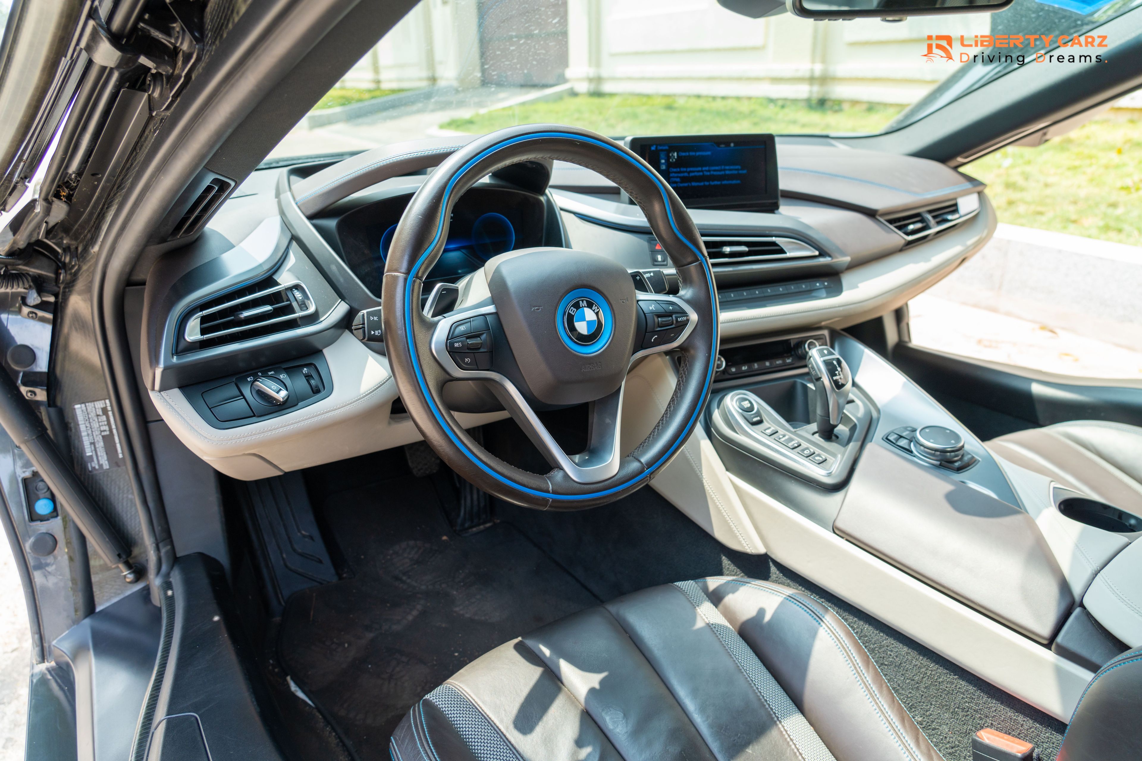 BMW i8 2015