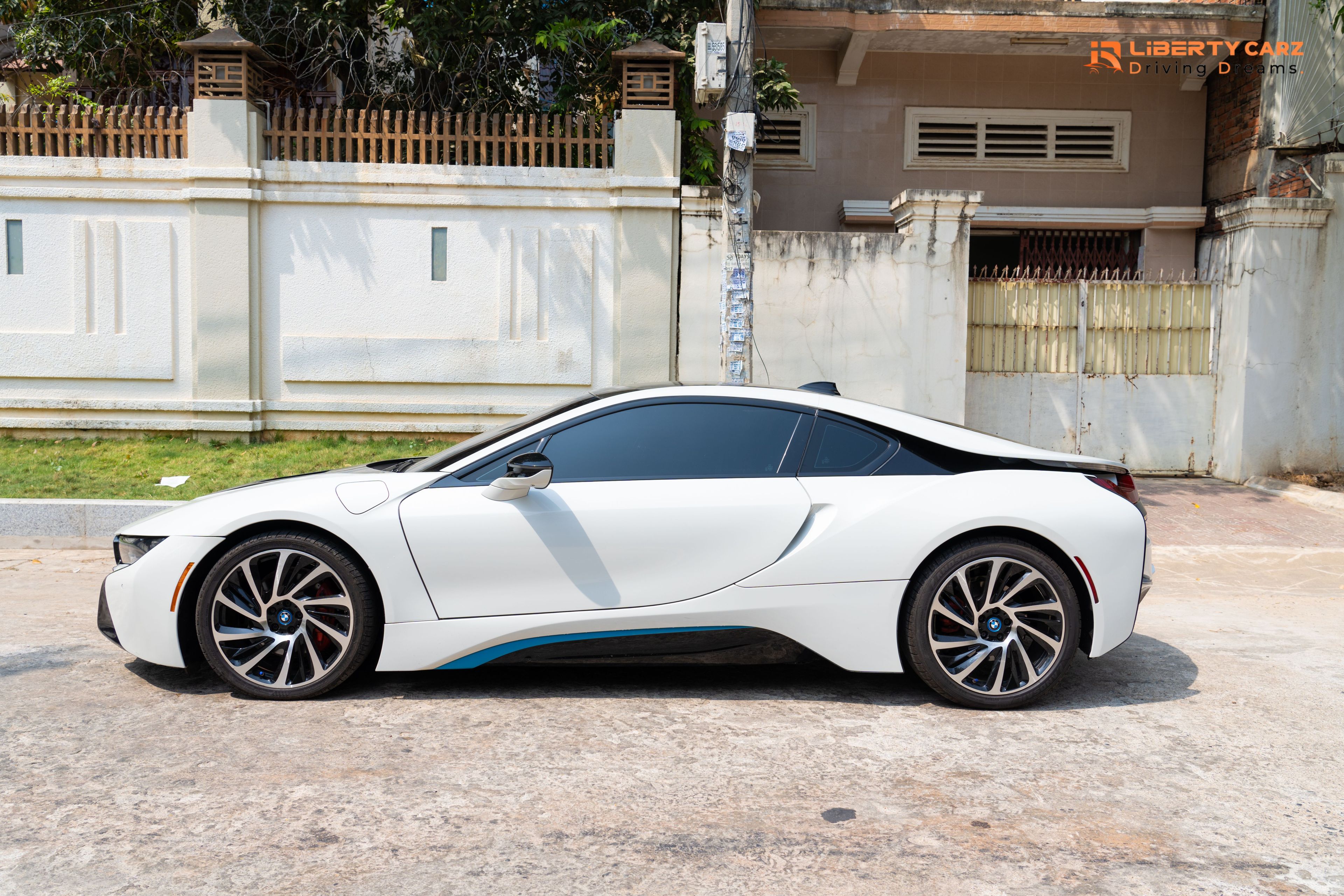 BMW i8 2015