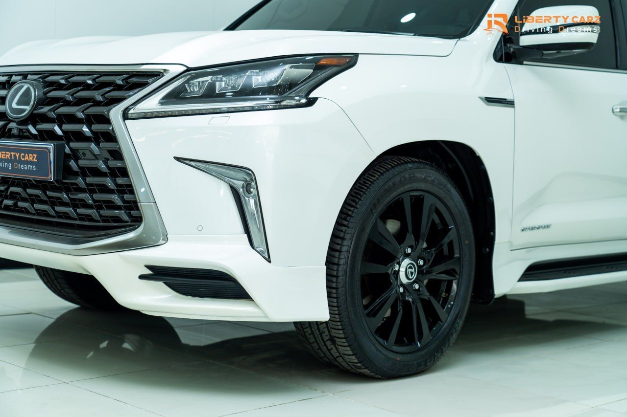 Lexus LX 570 2016