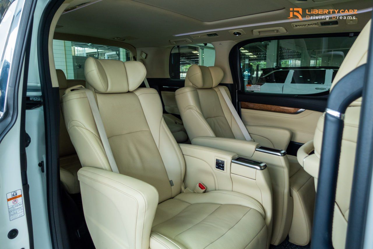 Toyota Alphard 2019