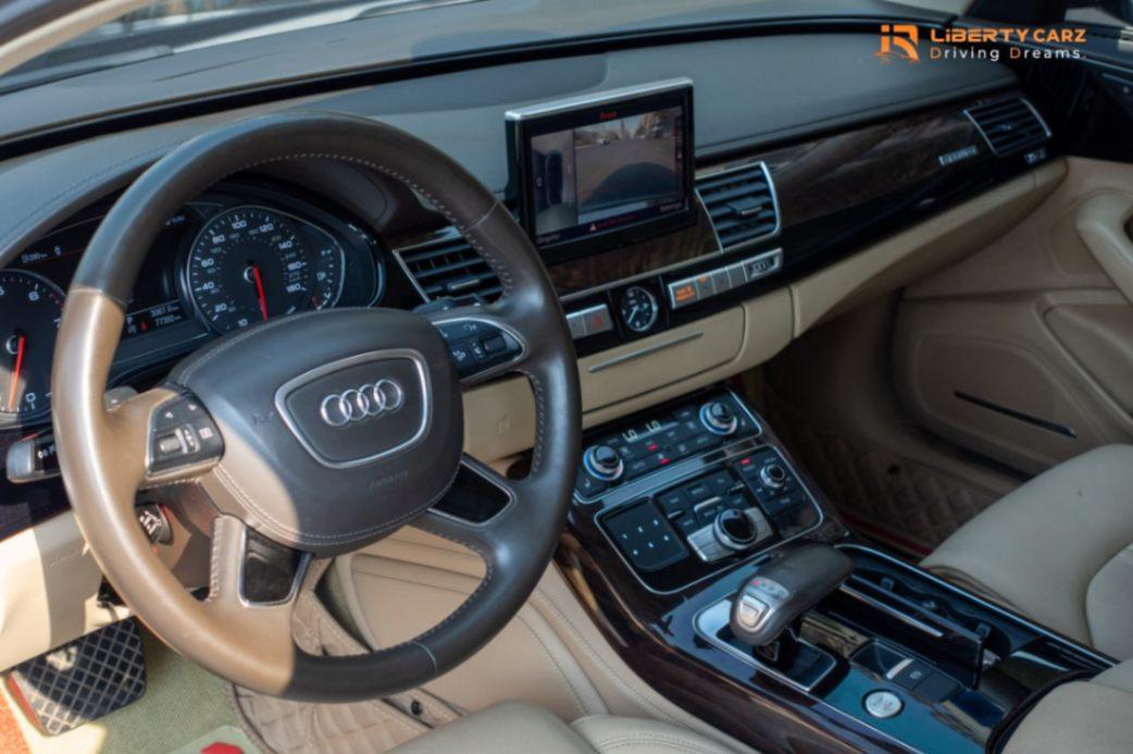 Audi A8L 2013