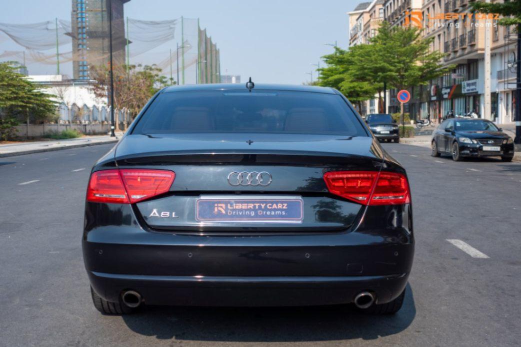 Audi A8L 2013