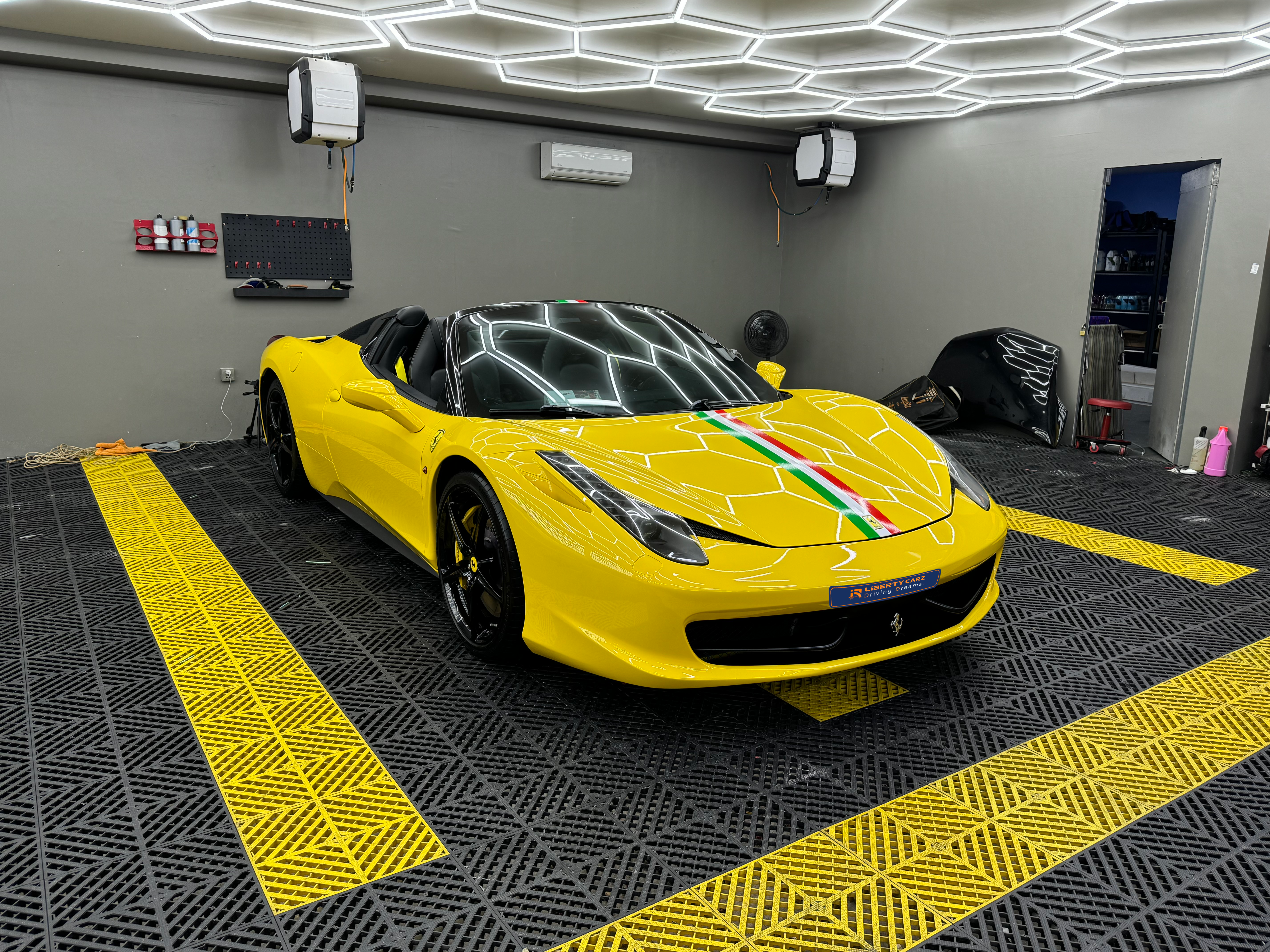 Ferrari 458 Spider 2014