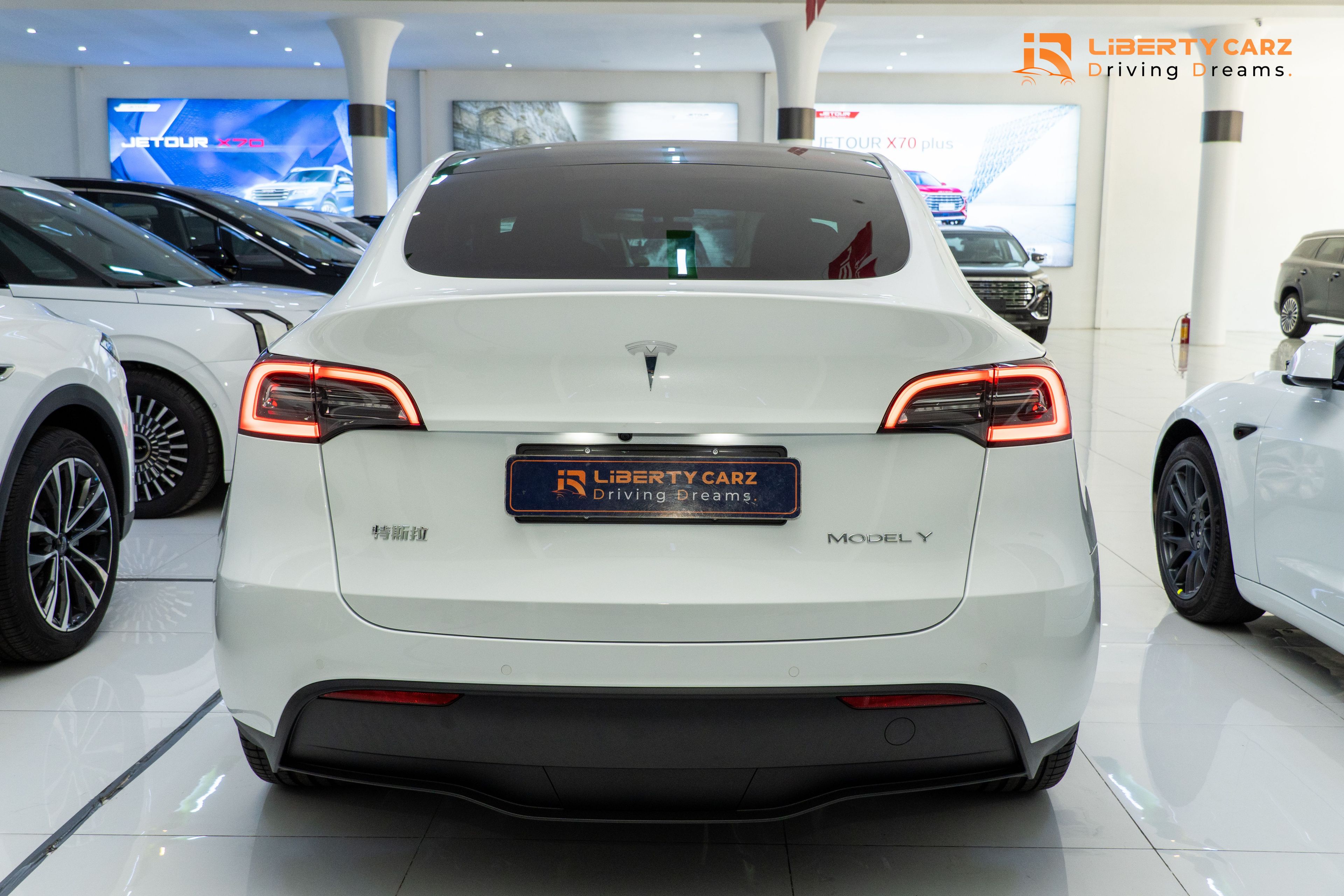 Tesla Model Y 2023