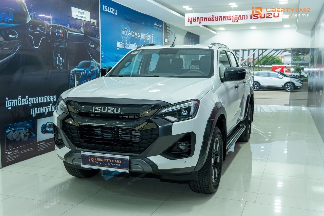 ISUZU D-MAX V-CROSS 2025