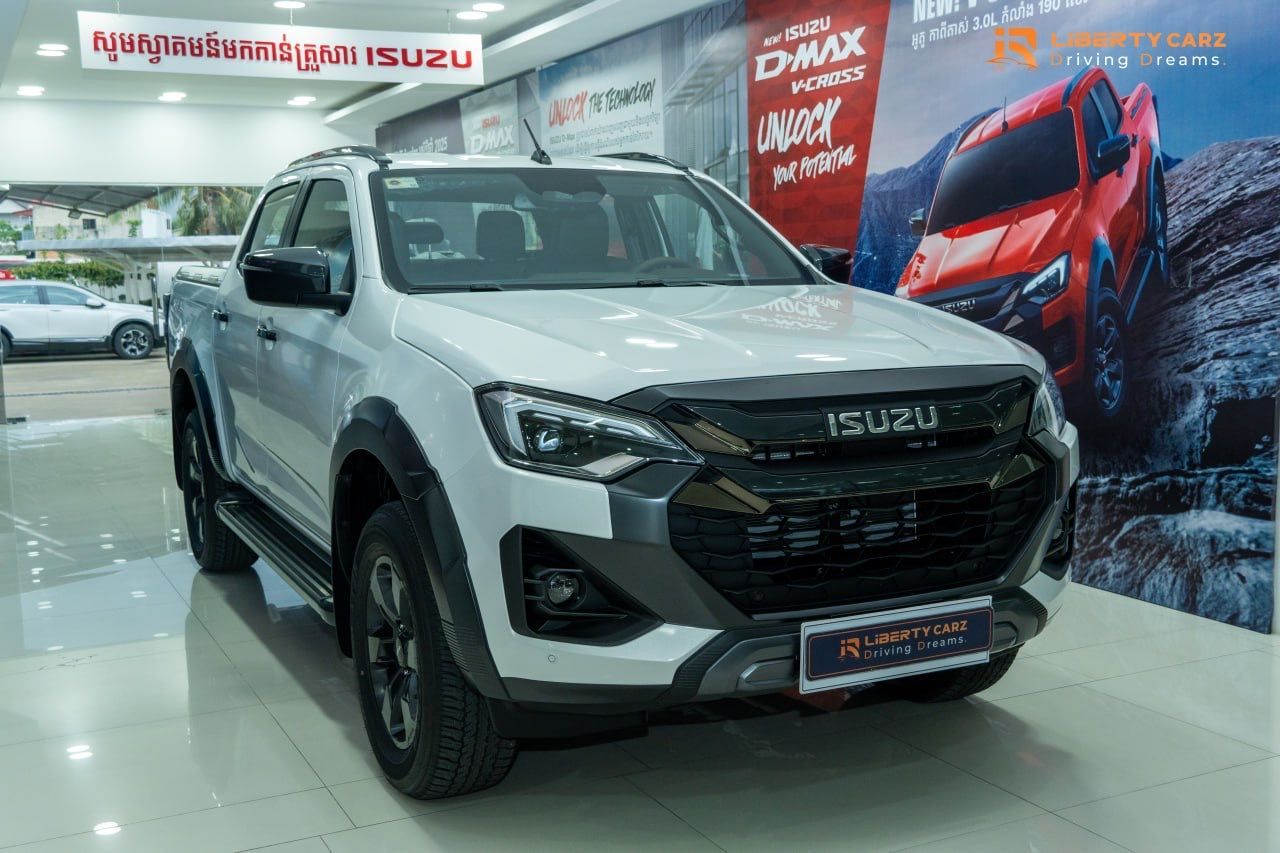 ISUZU D-MAX V-CROSS 2025