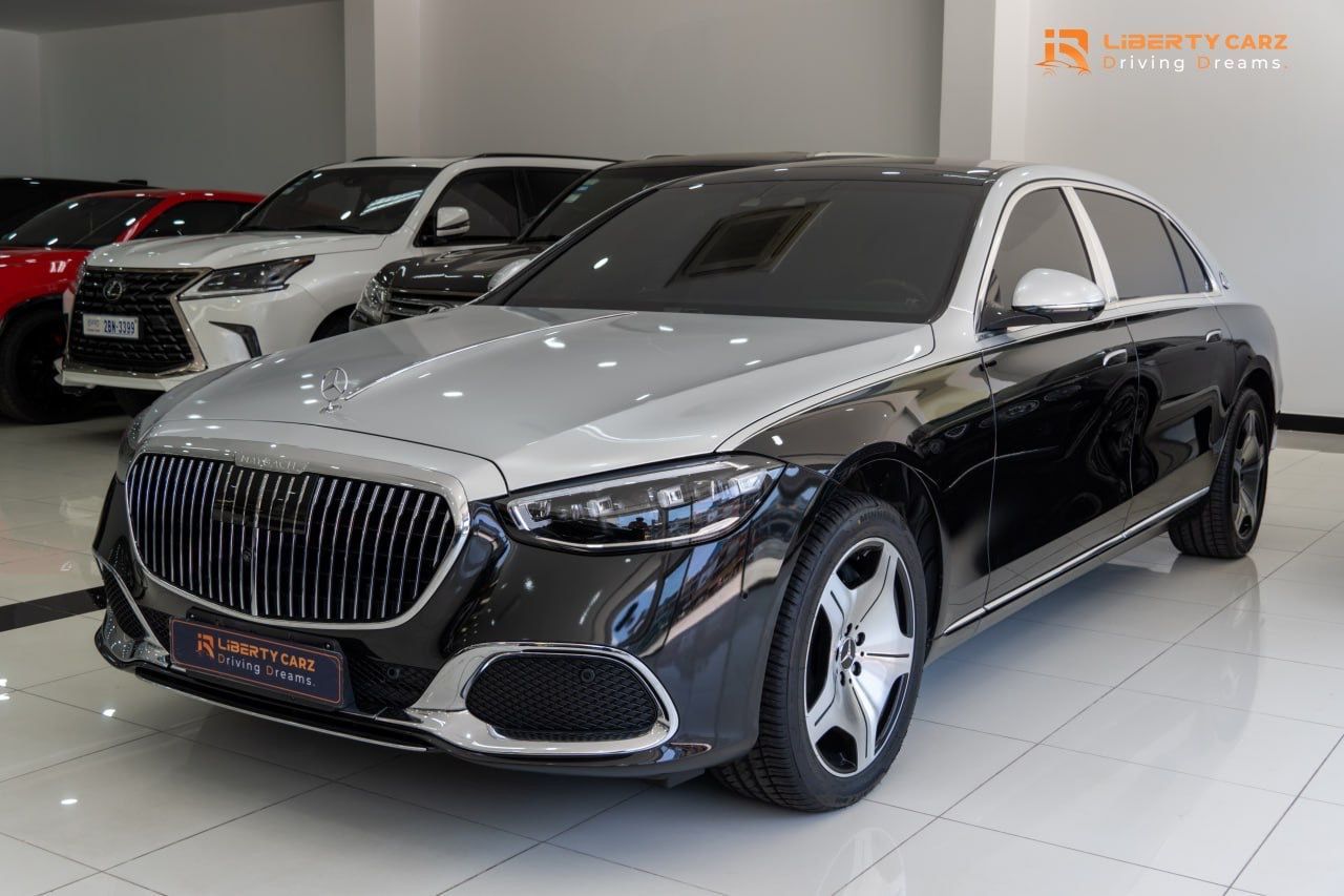 Mercedes-Benz Maybach 2021