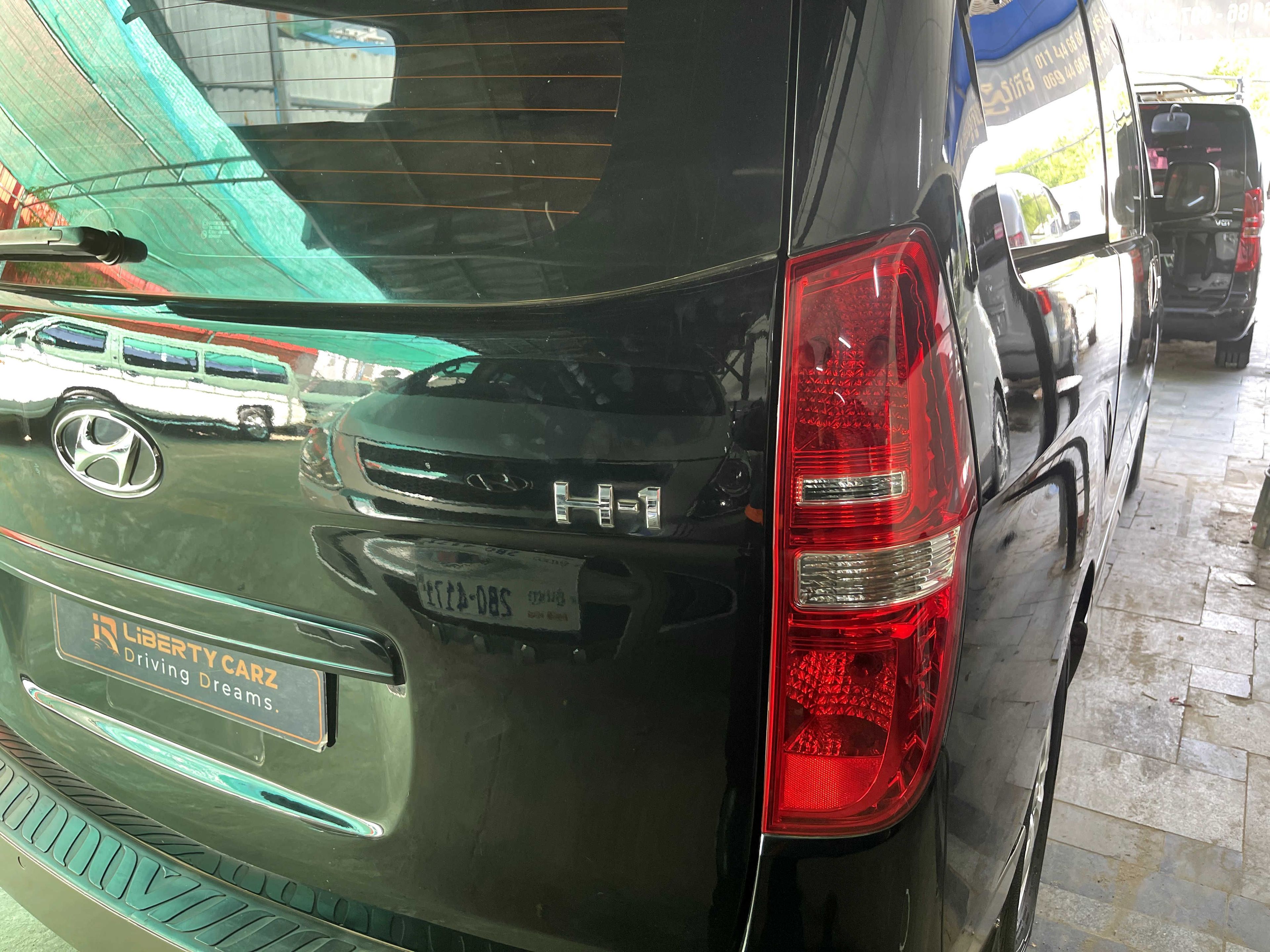 Hyundai H1 2015