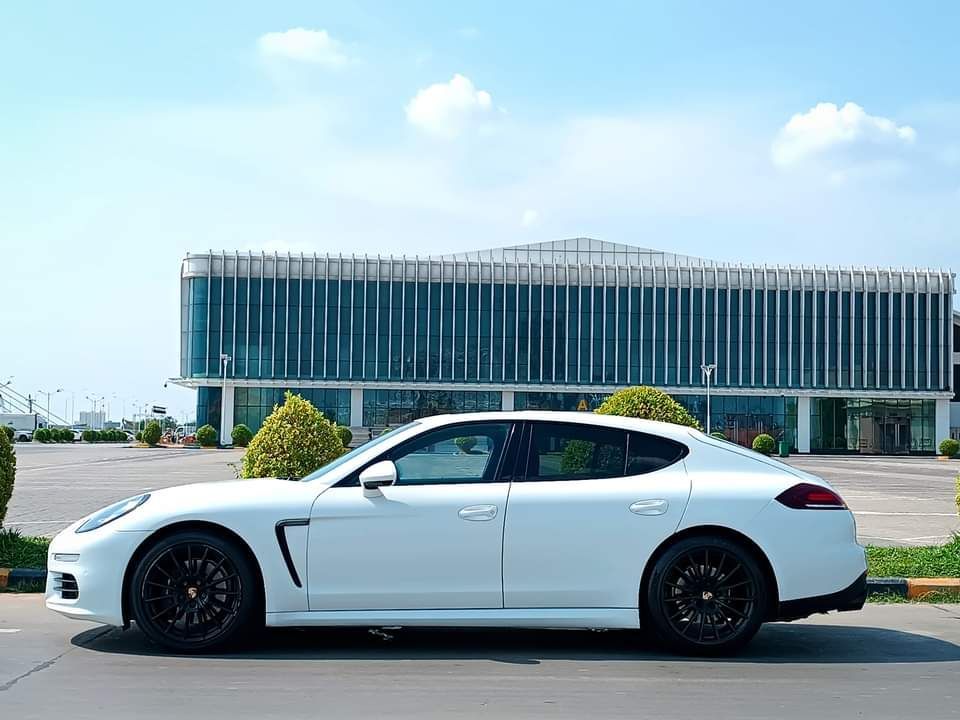 Porsche Panamera 2015