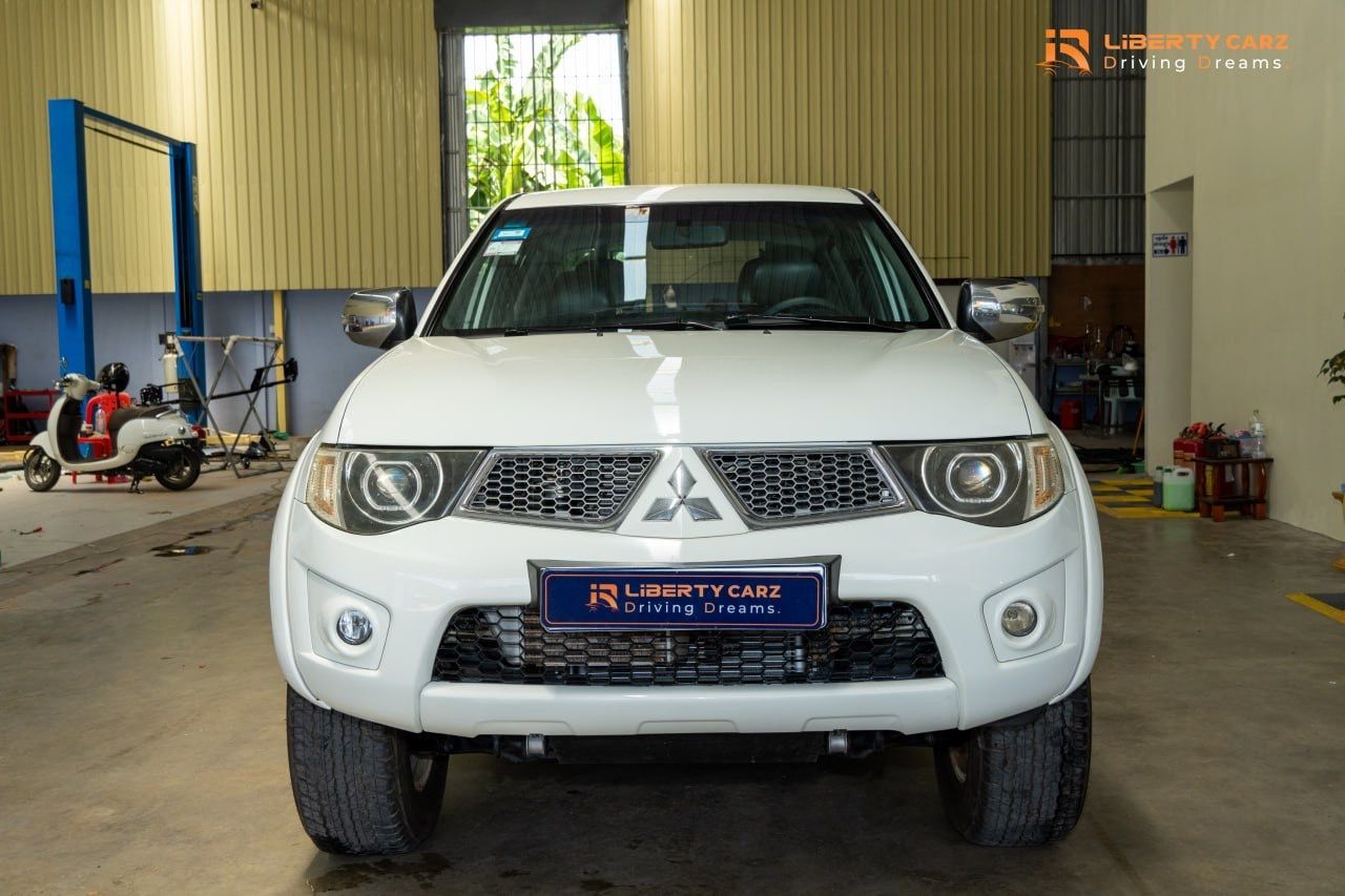 Mitsubishi Triton 2012