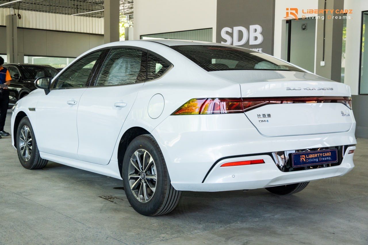 BYD  Qin Plus DM-i  2024