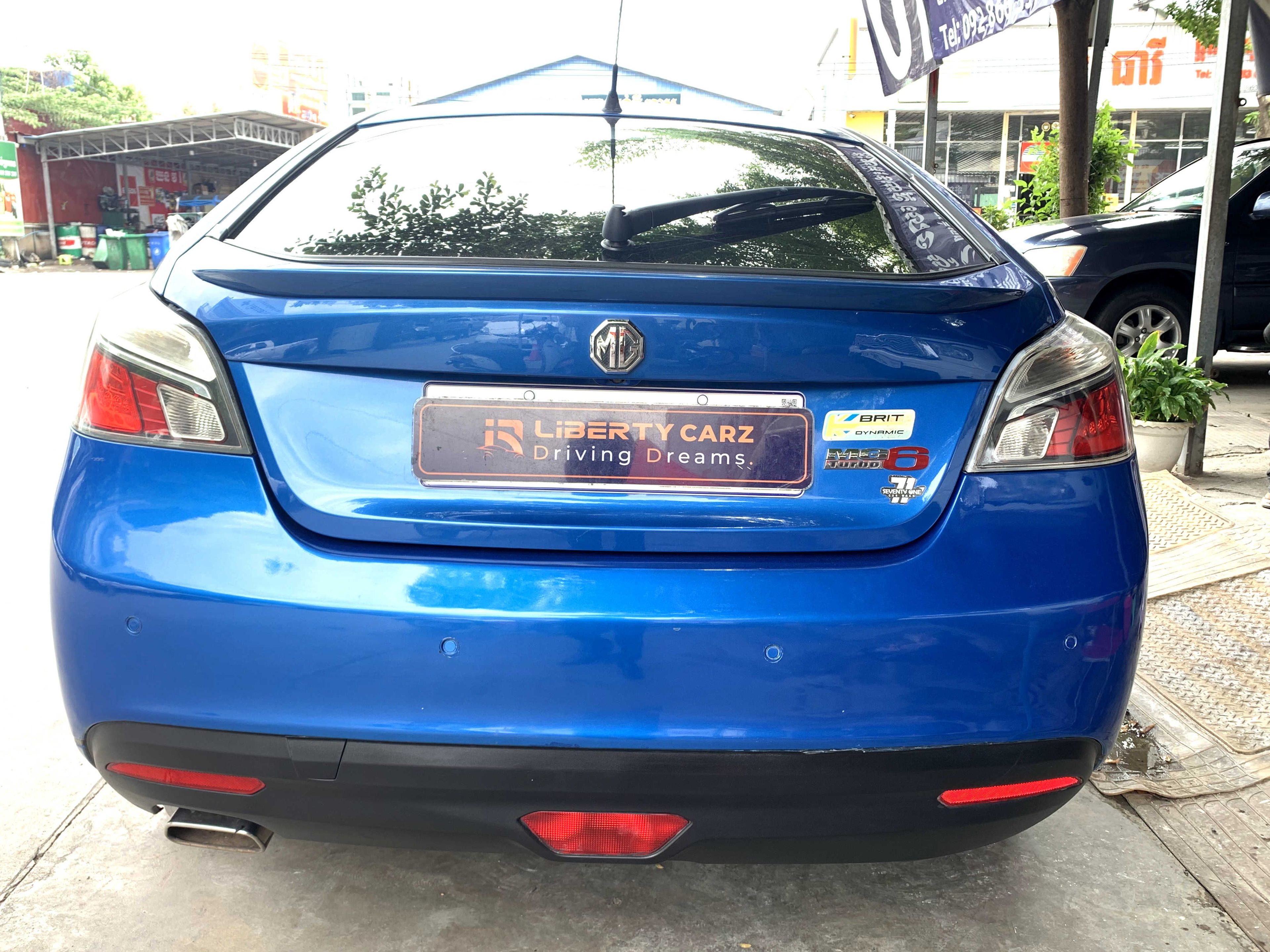 MG 6 2012