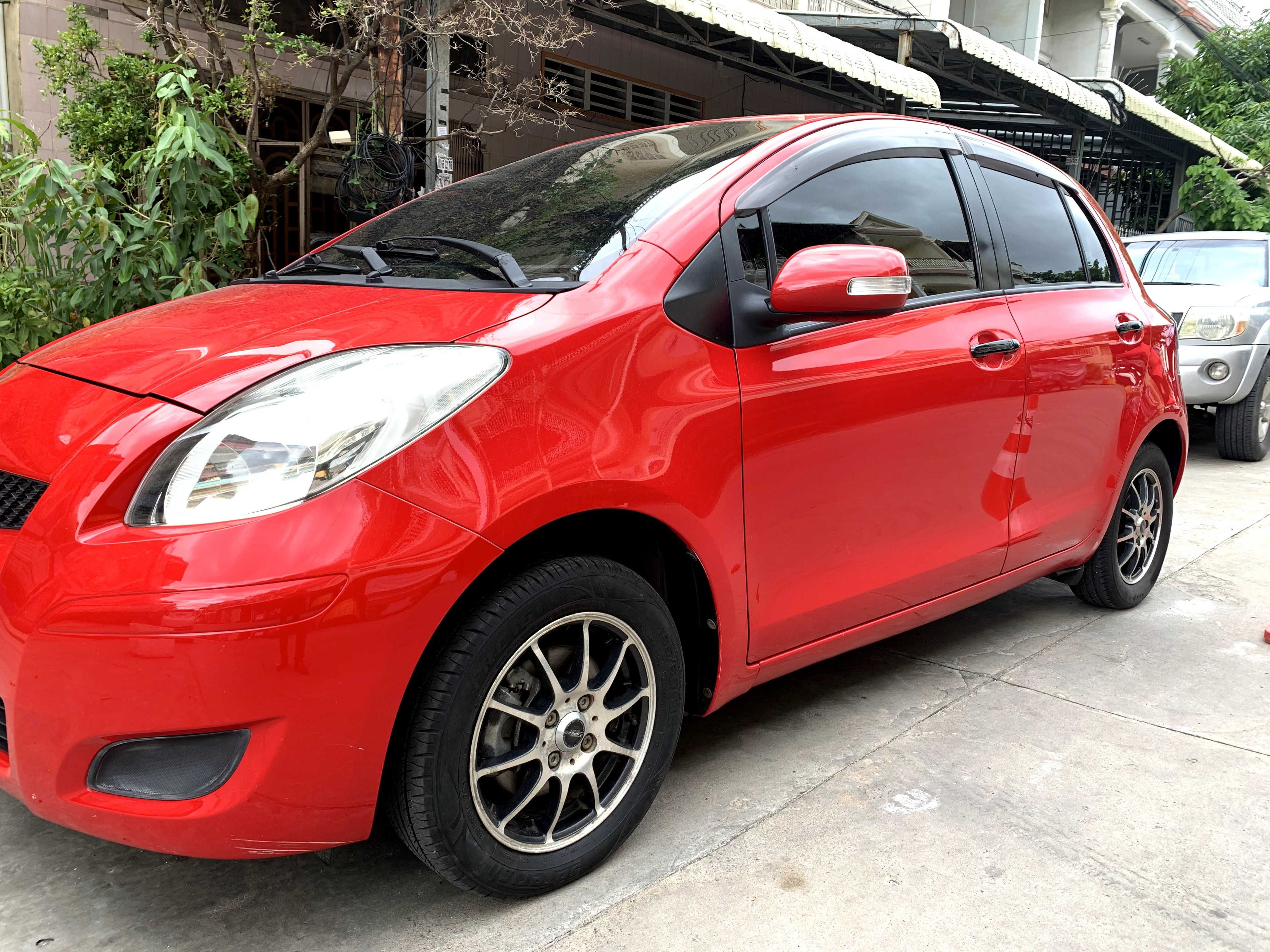 តូយ៉ូតា Vitz 2009