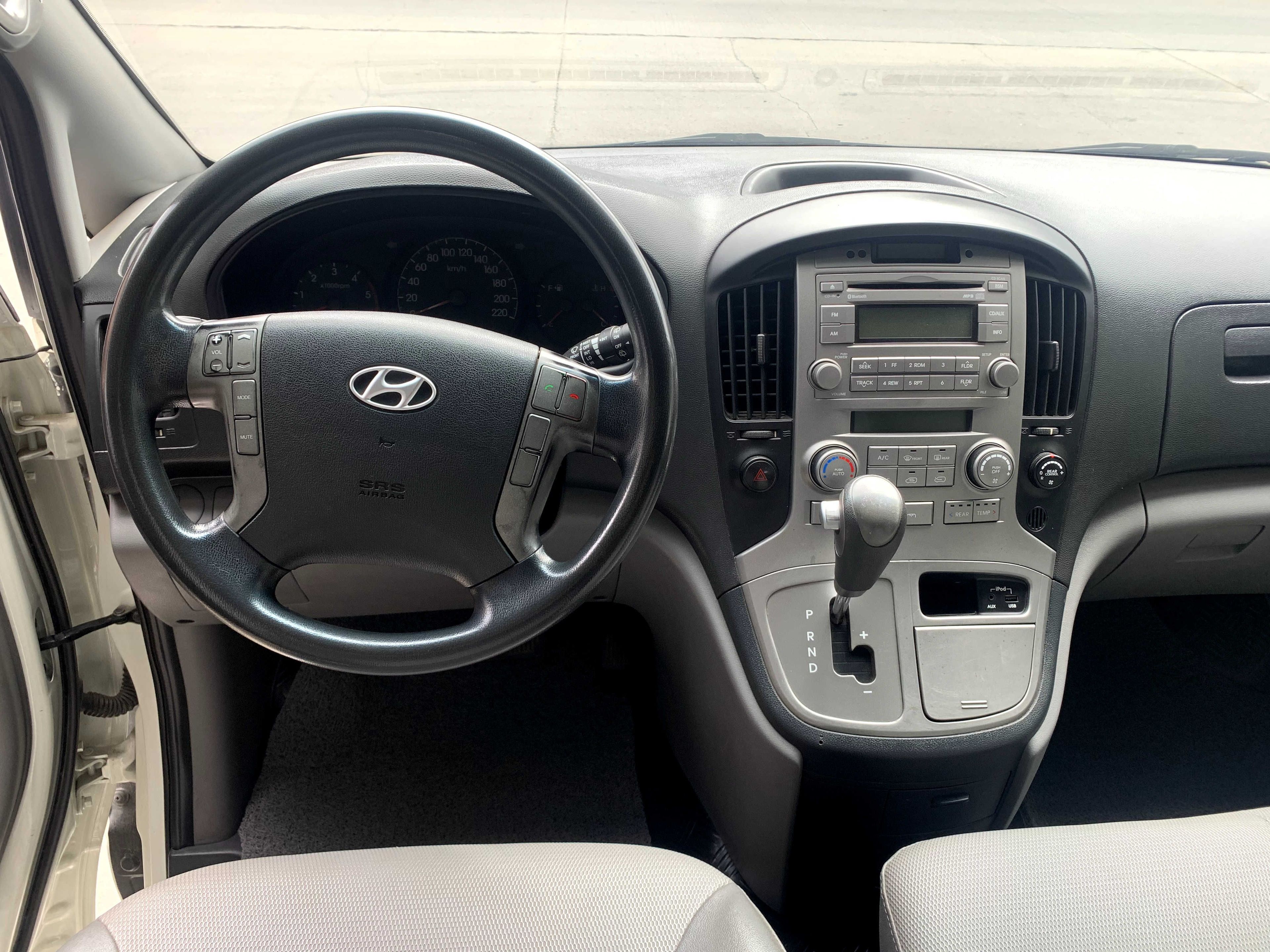 Hyundai Starex CVX 2011