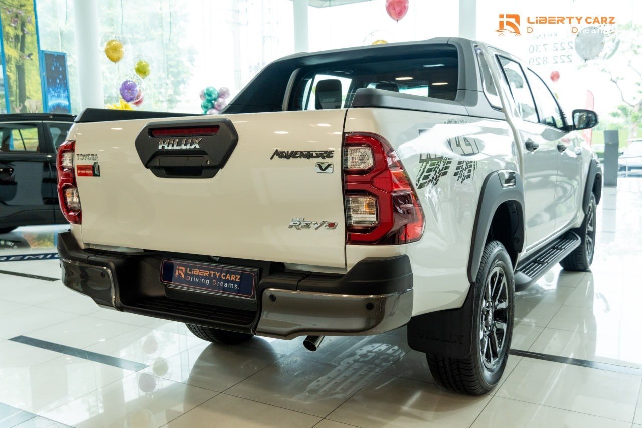 តូយ៉ូតា Hilux Revo Rally 2024