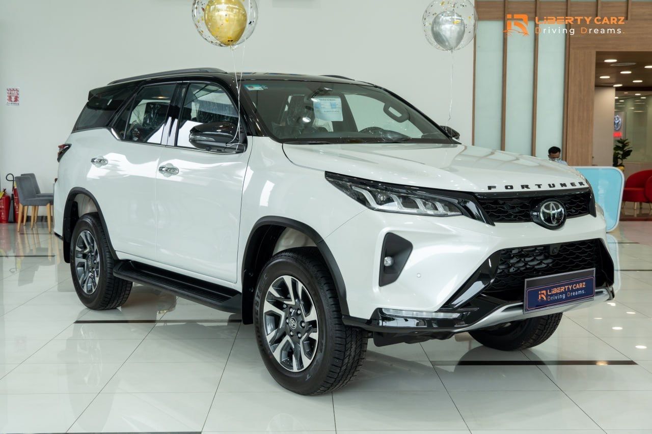 丰田 Fortuner Legender 2024