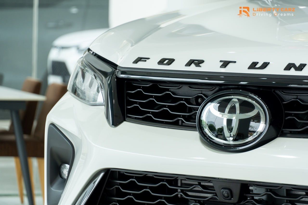 丰田 Fortuner Legender 2024