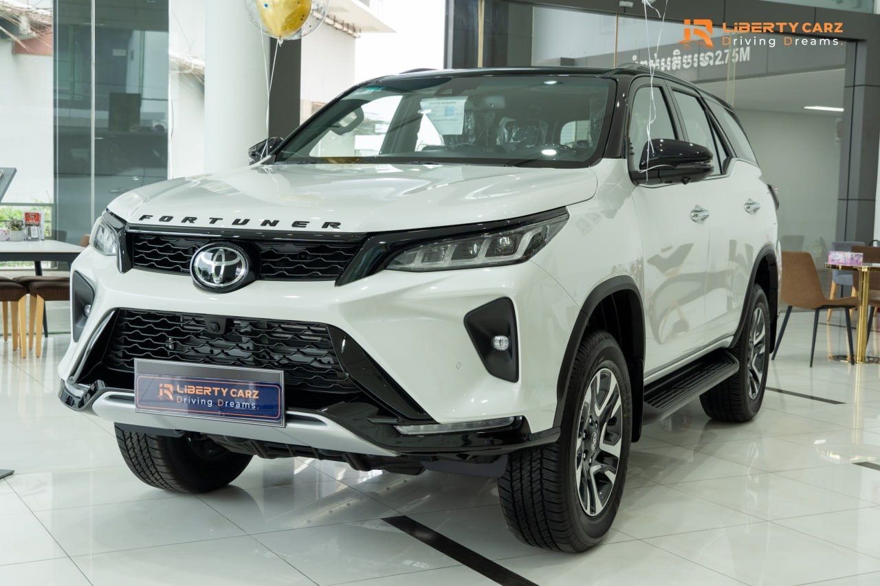 丰田 Fortuner Legender 2024