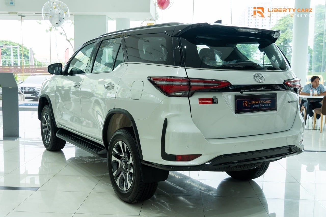 丰田 Fortuner Legender 2024