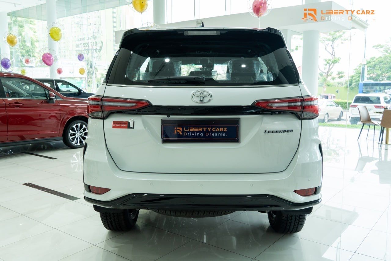 丰田 Fortuner Legender 2024