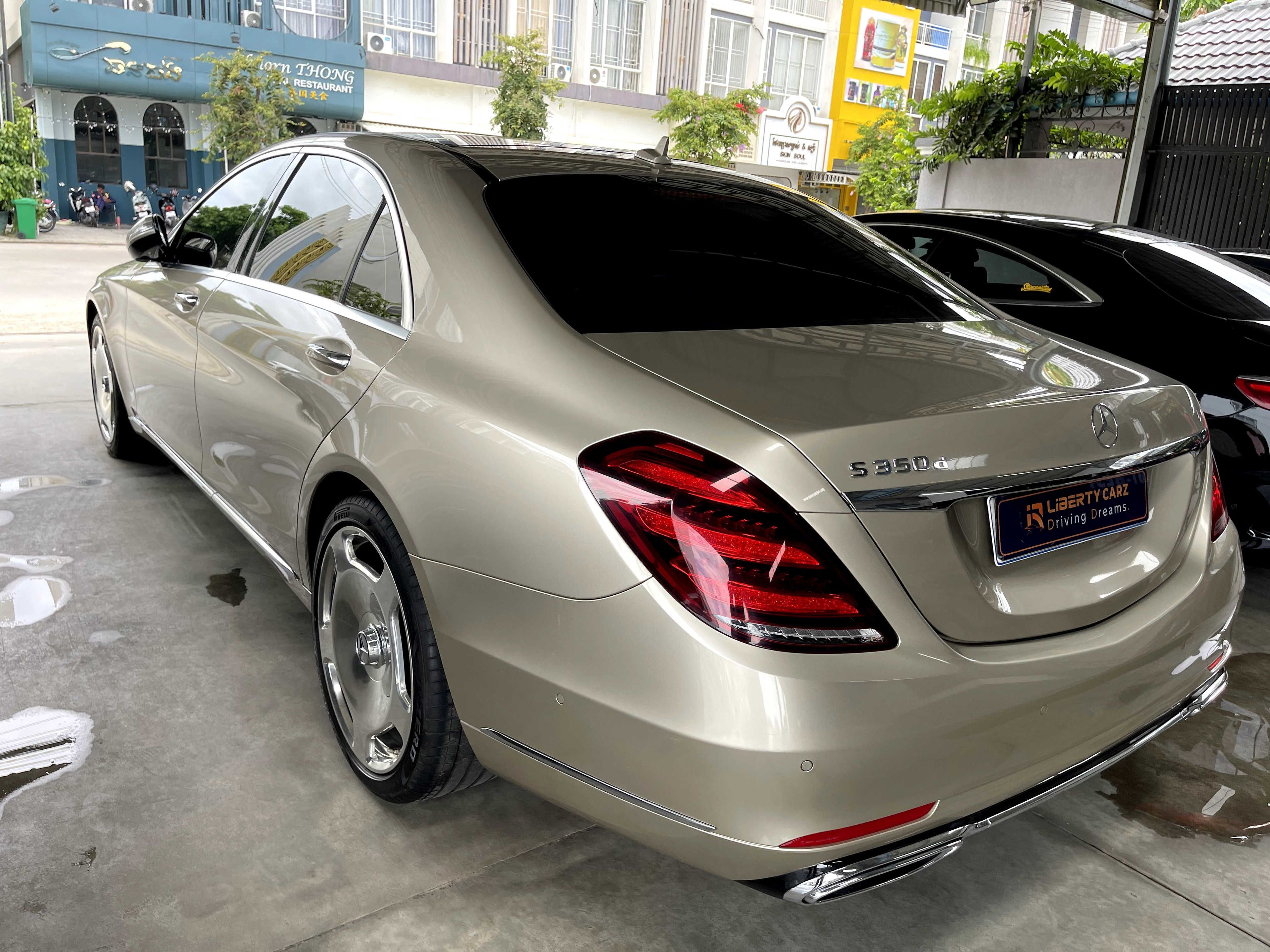 奔驰 S350 2020