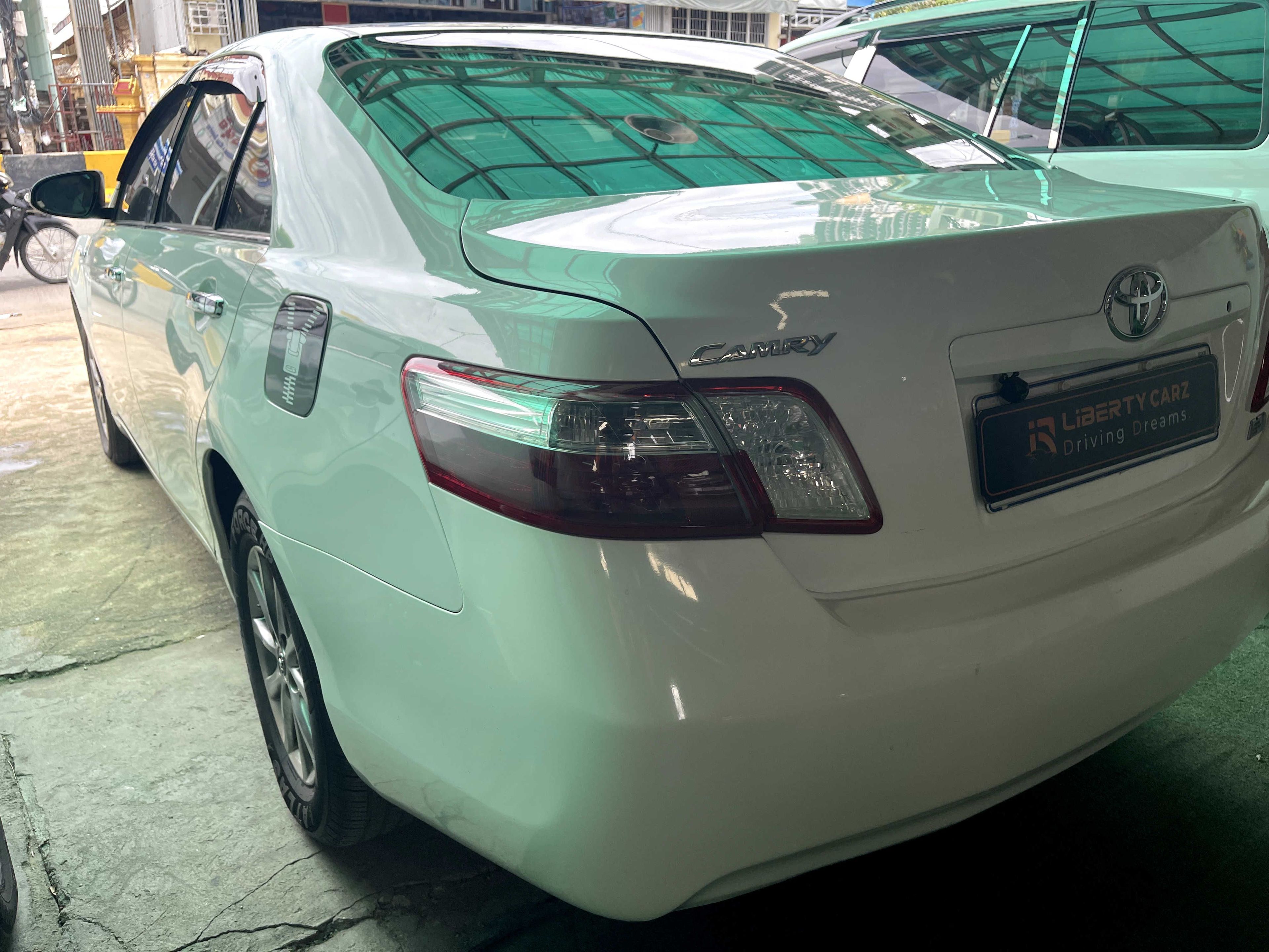 តូយ៉ូតា Camry Hybrid 2007