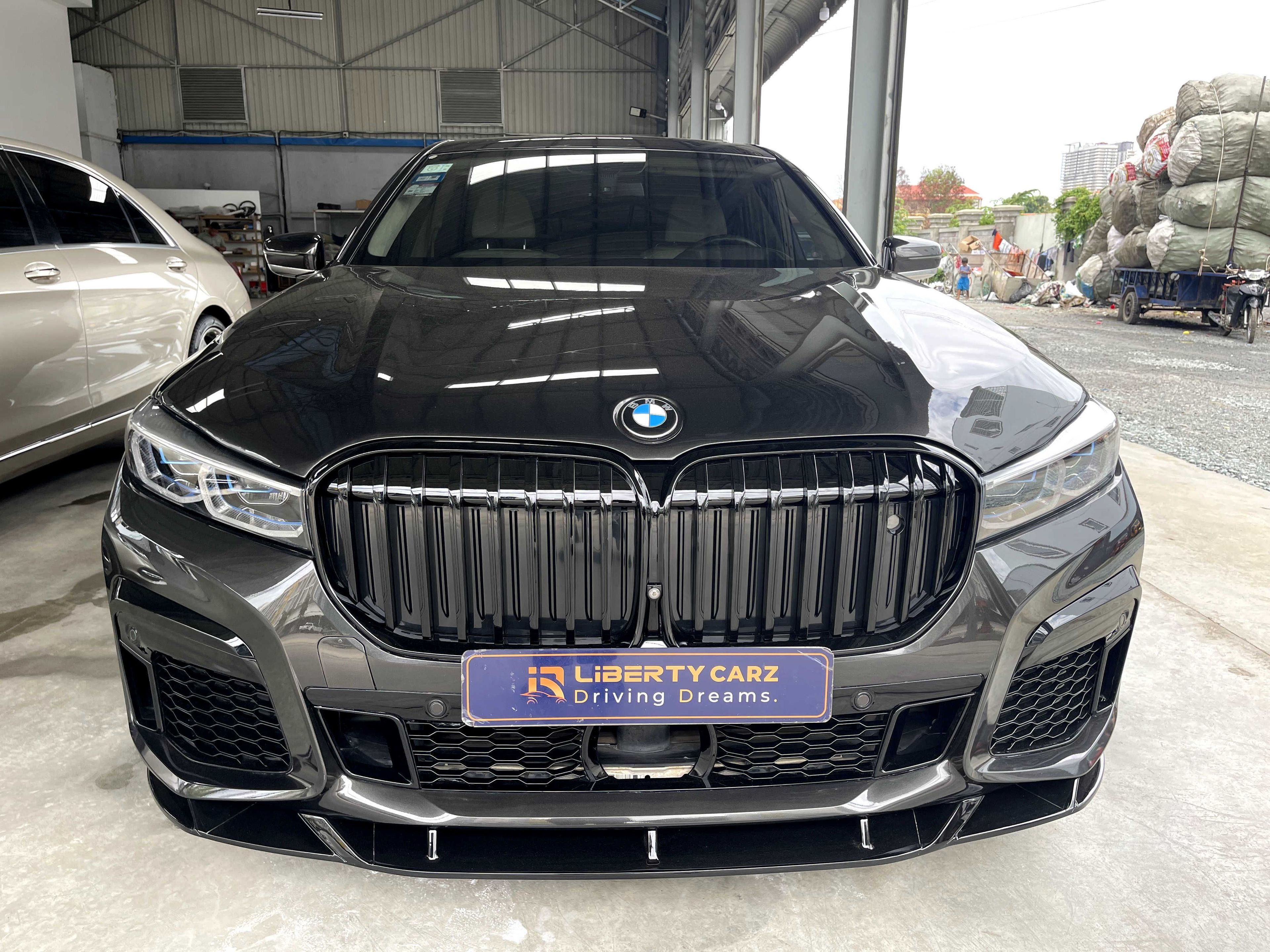 BMW 740Li 2016