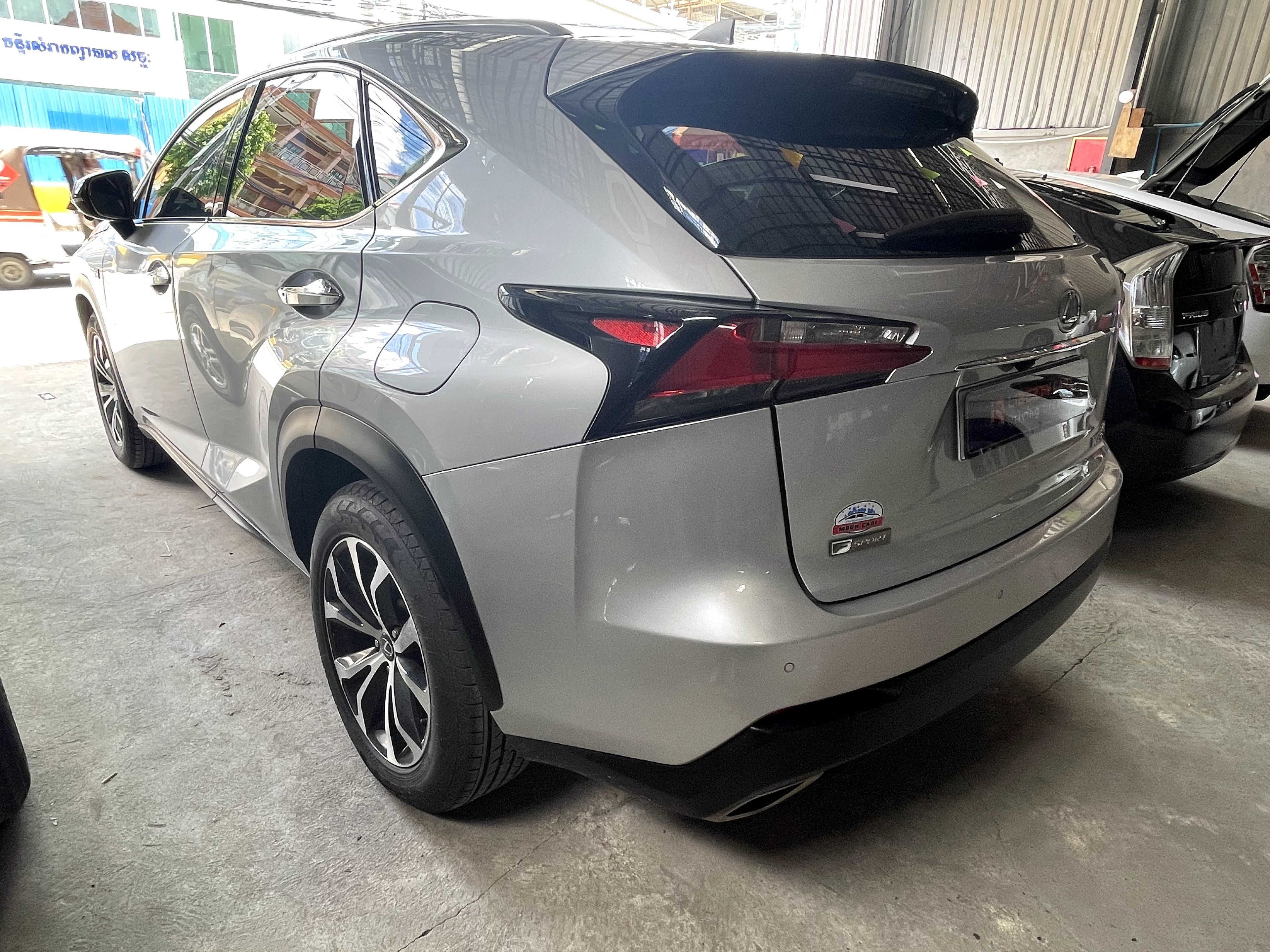 Lexus NX200t 2016