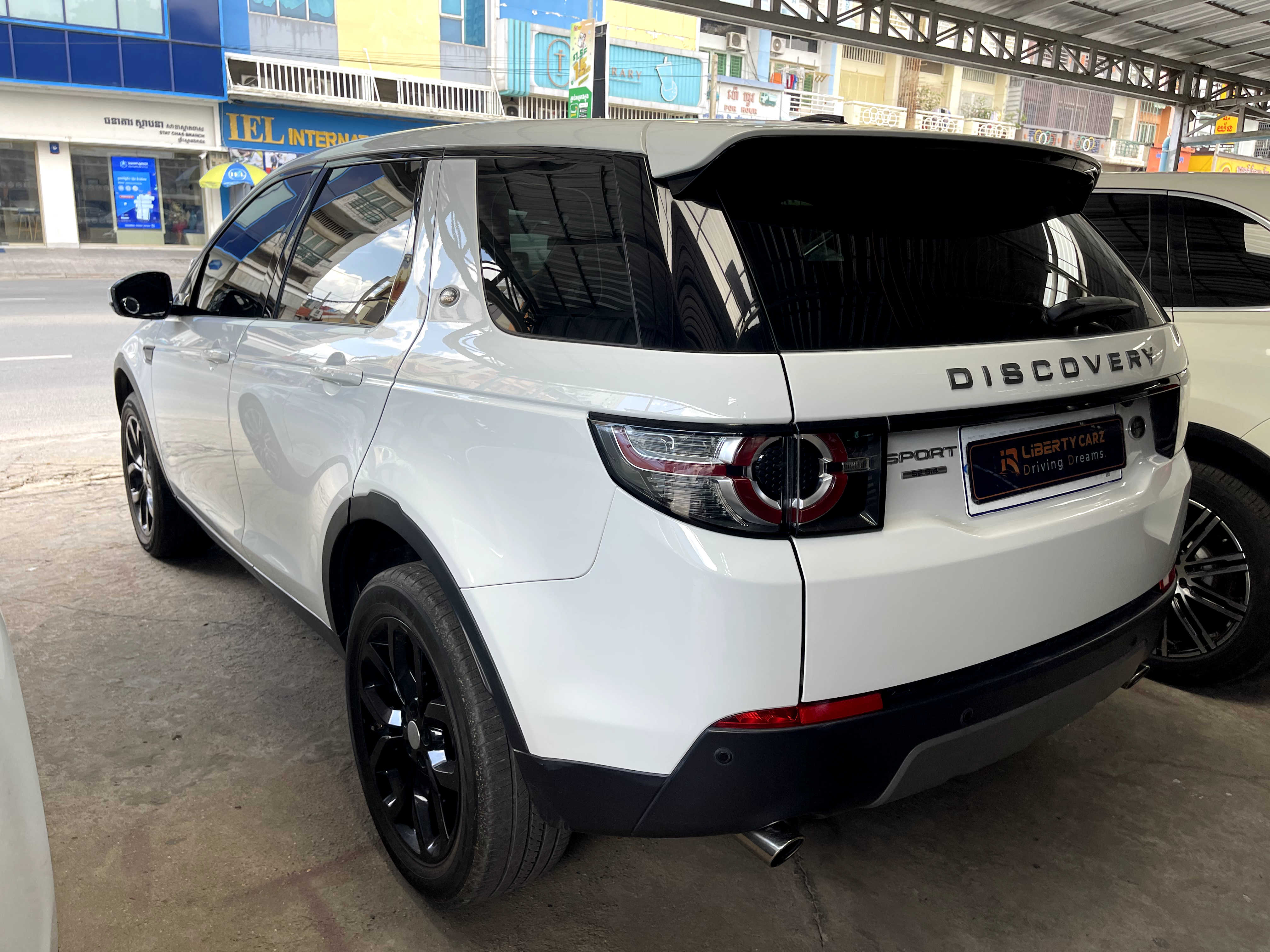 Land Rover Discovery 2015