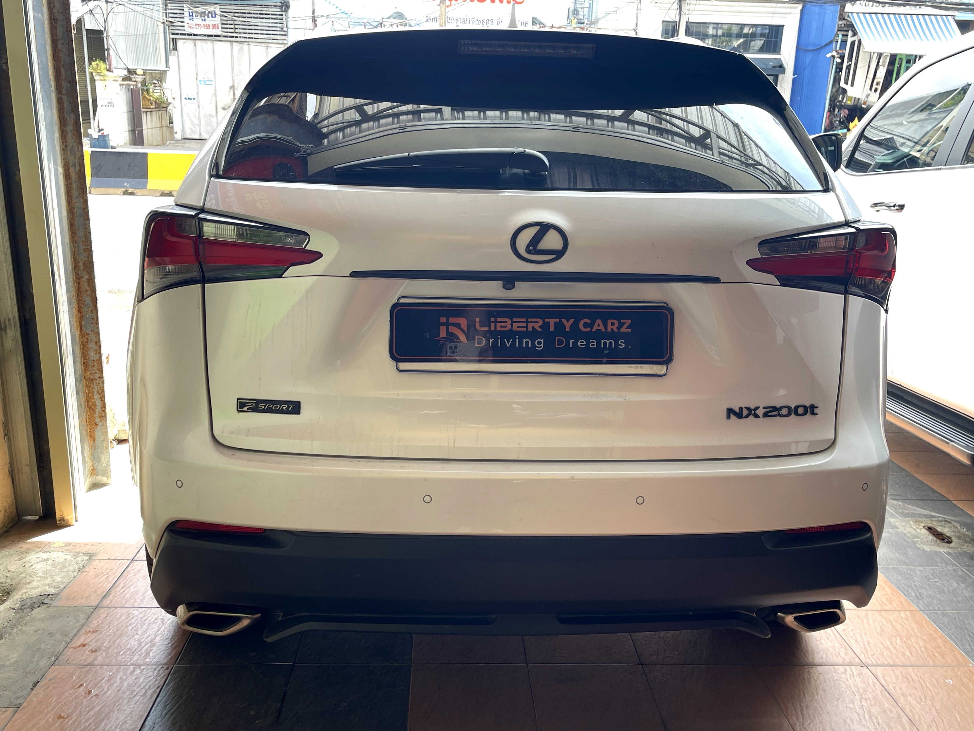 Lexus NX200t 2015