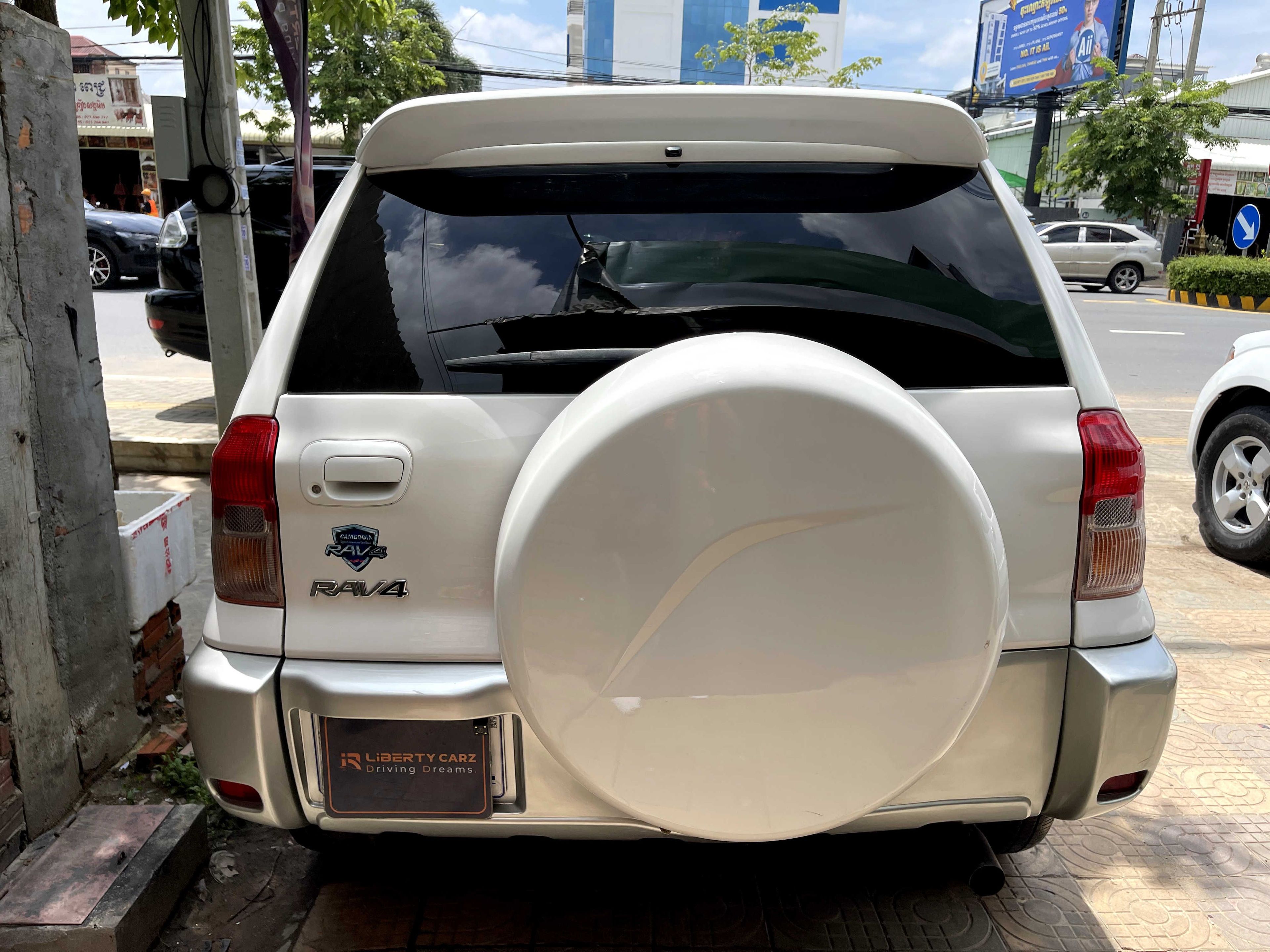 តូយ៉ូតា RAV4 2002