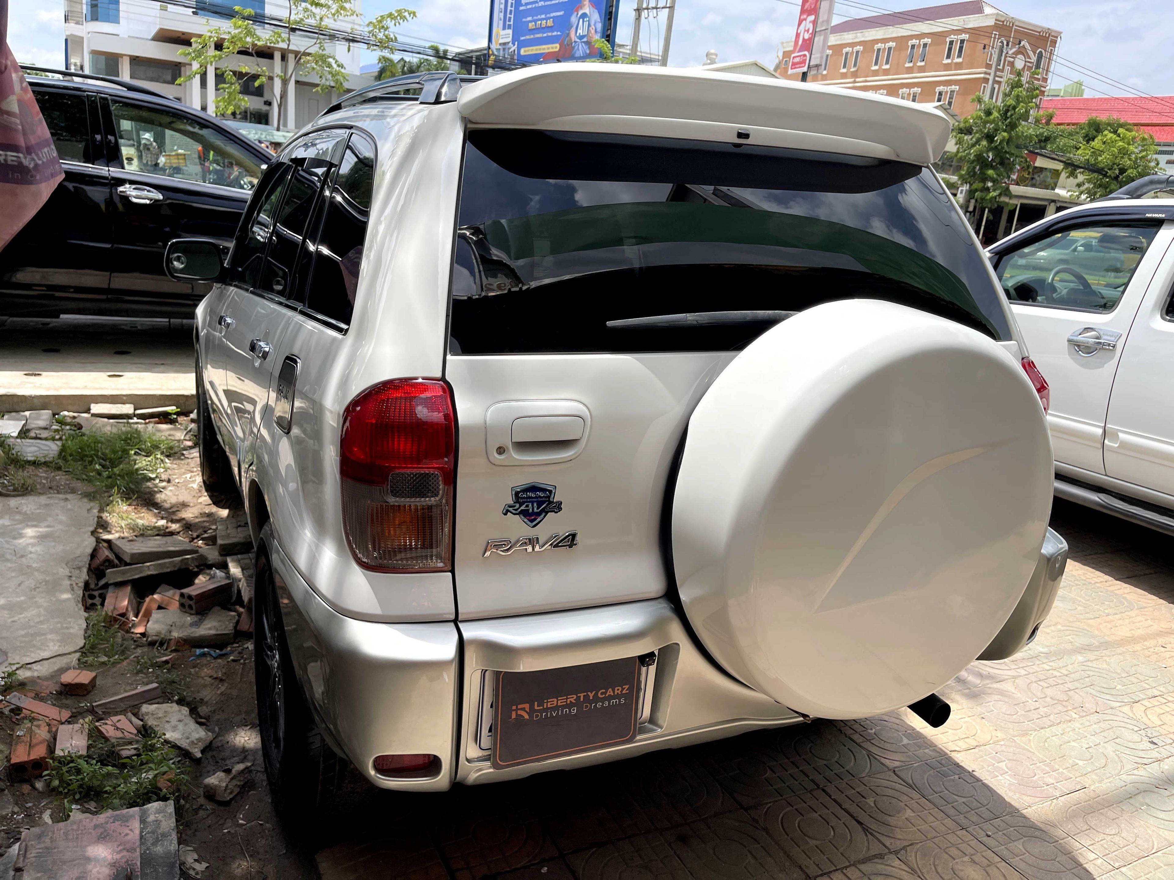 តូយ៉ូតា RAV4 2002