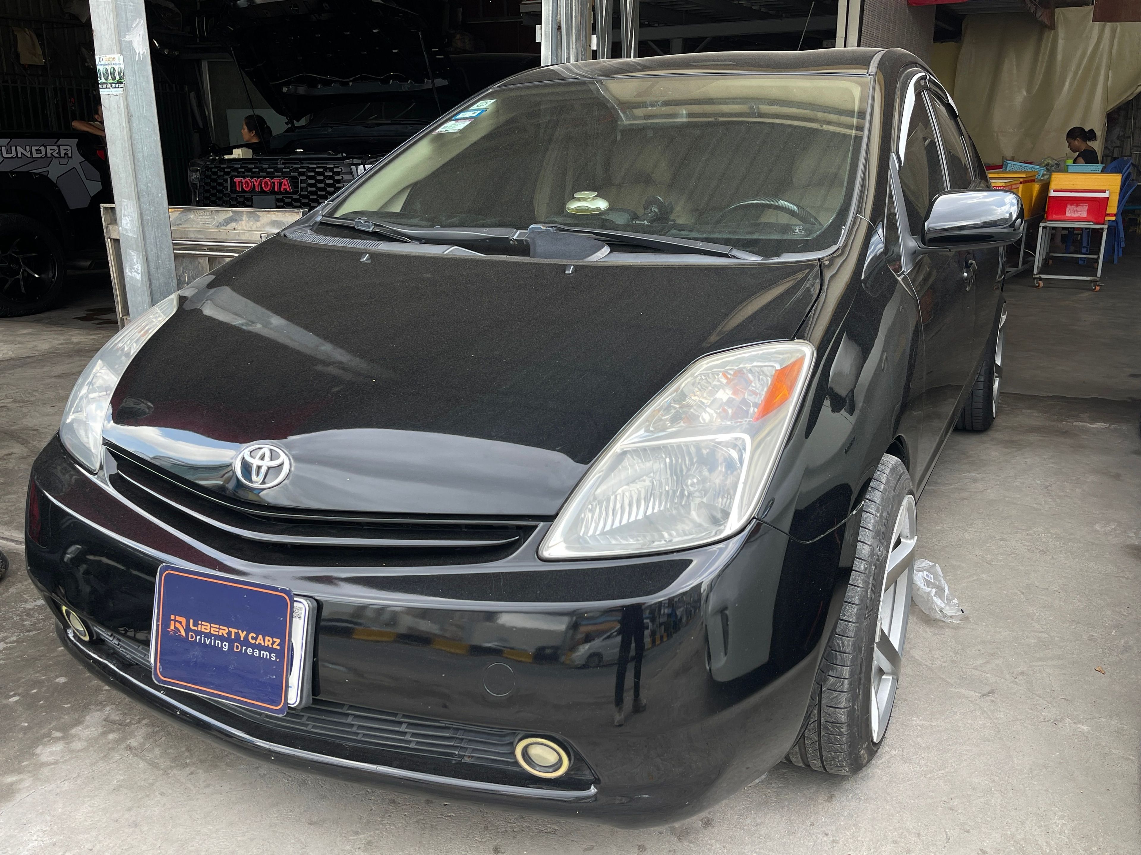 តូយ៉ូតា Prius 2005