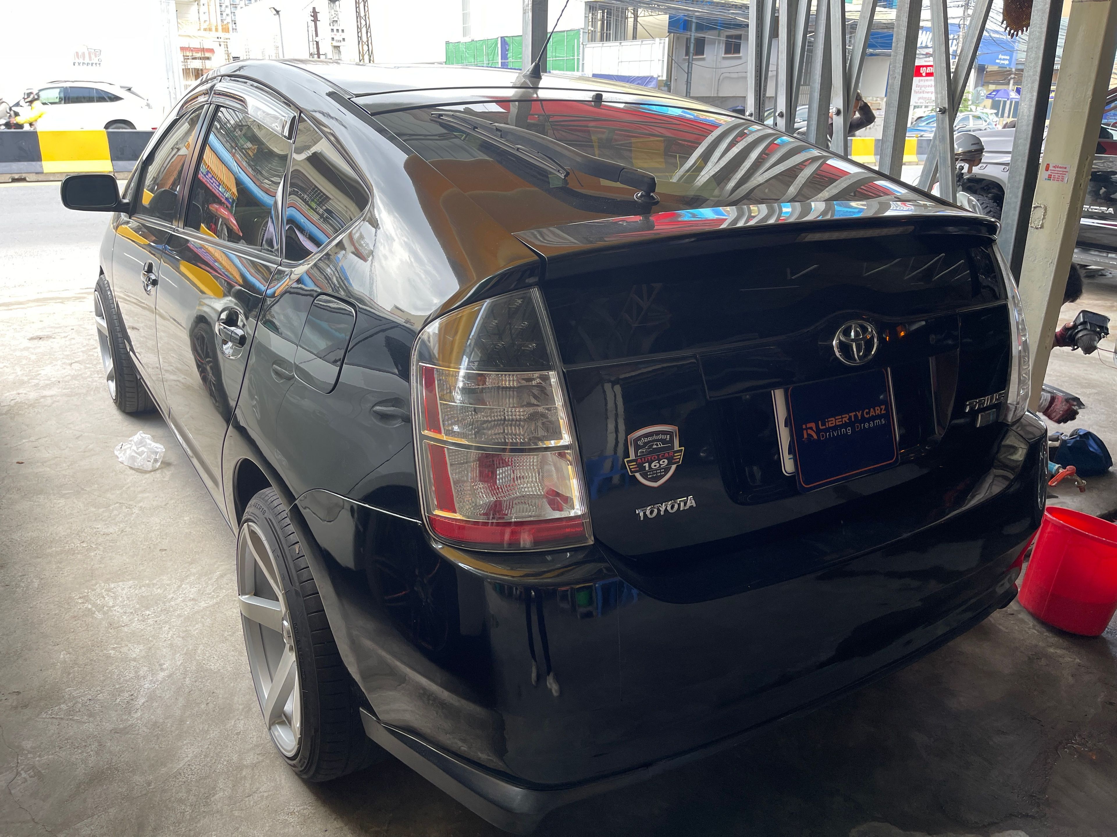 តូយ៉ូតា Prius 2005